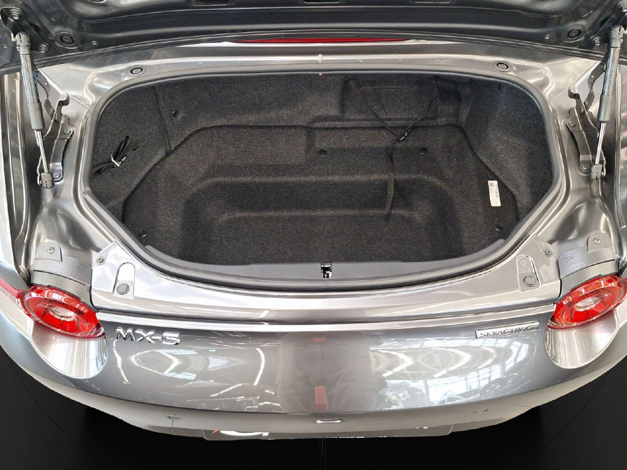 MAZDA MX-5 1.5 132 PS Exclusive-Line-image-16