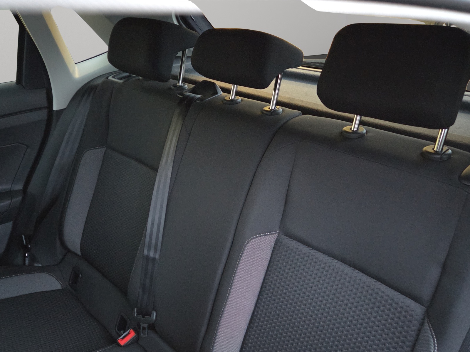 VW VW Polo Life-image-8