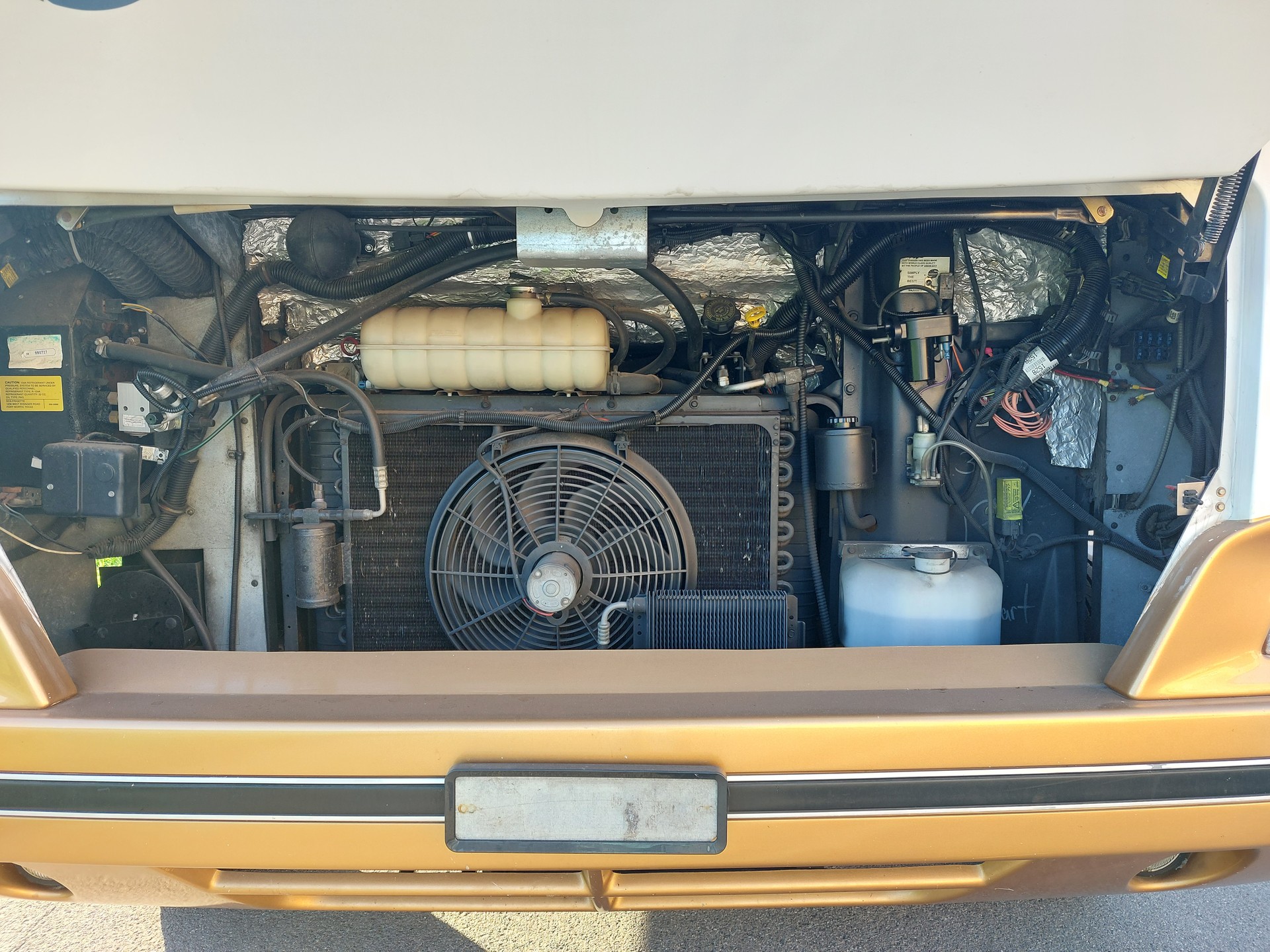 EUROLINER / WORKHORSE 320 GLS-image-14