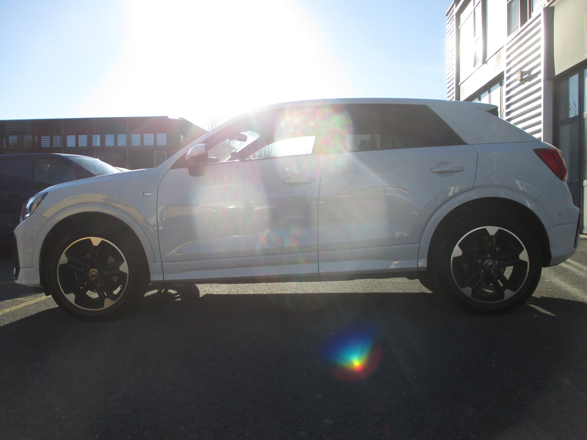 AUDI Q2 35 TFSI S line S-tronic-image-9