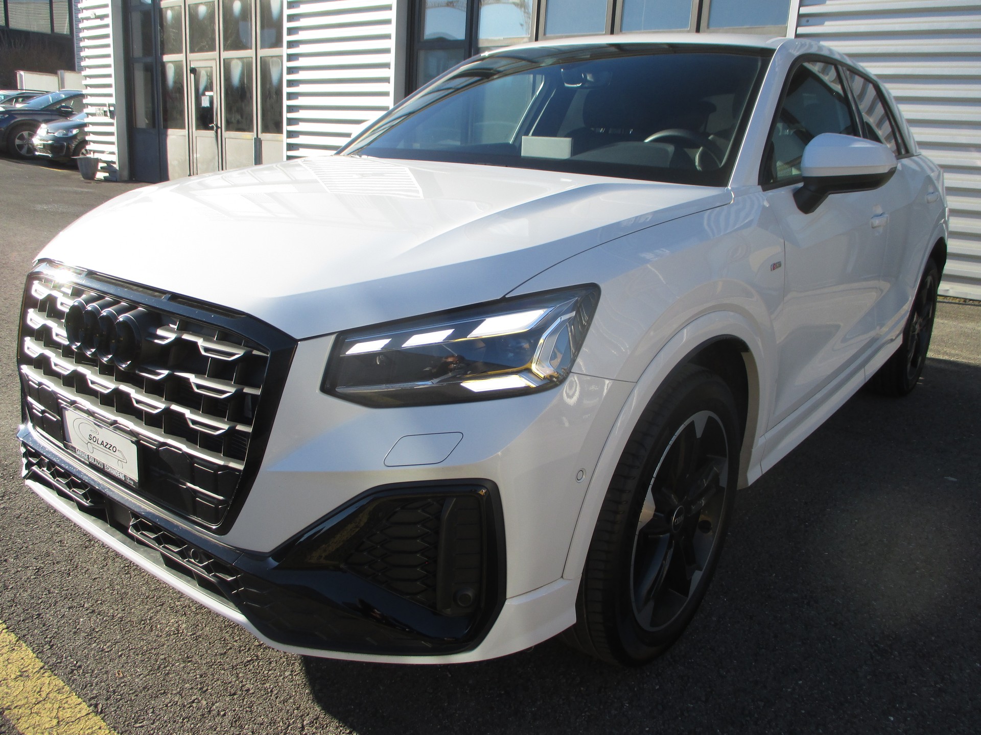 AUDI Q2 35 TFSI S line S-tronic-image-10