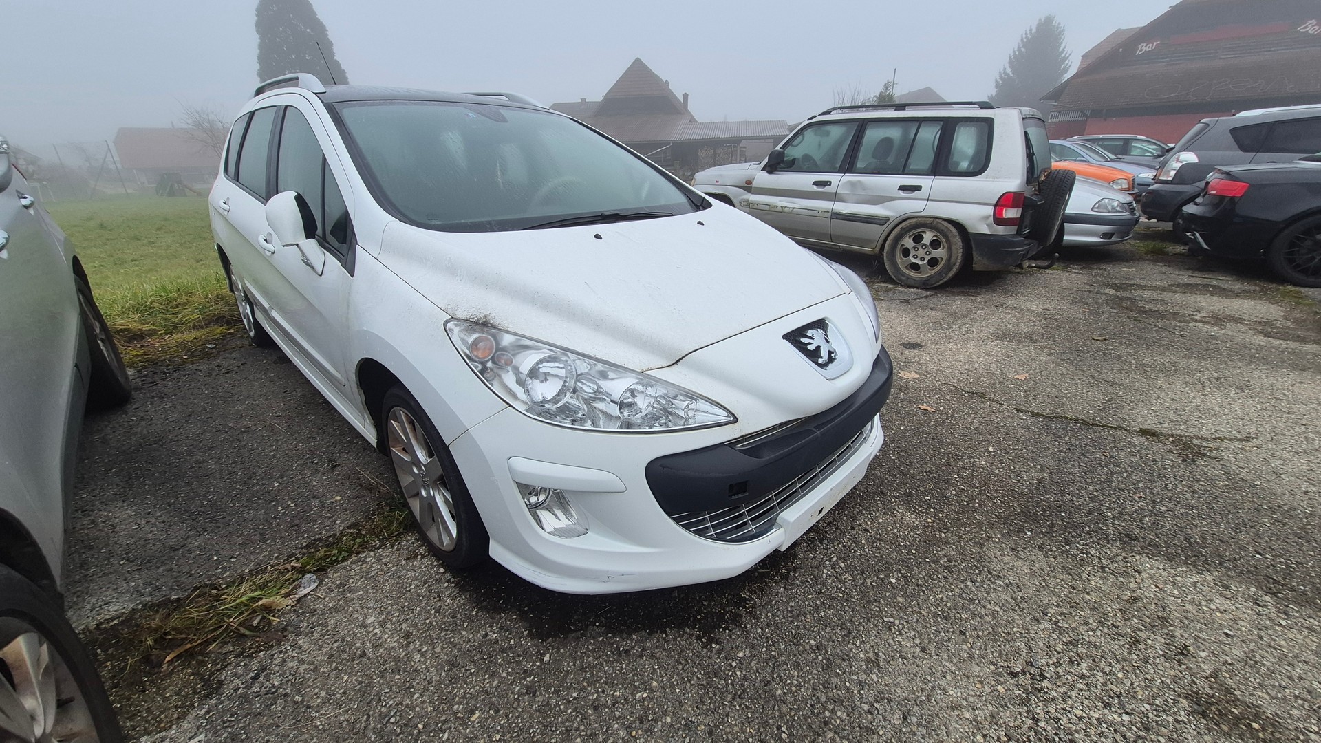 PEUGEOT 308 SW 1.6 HDI Trendy-image-1