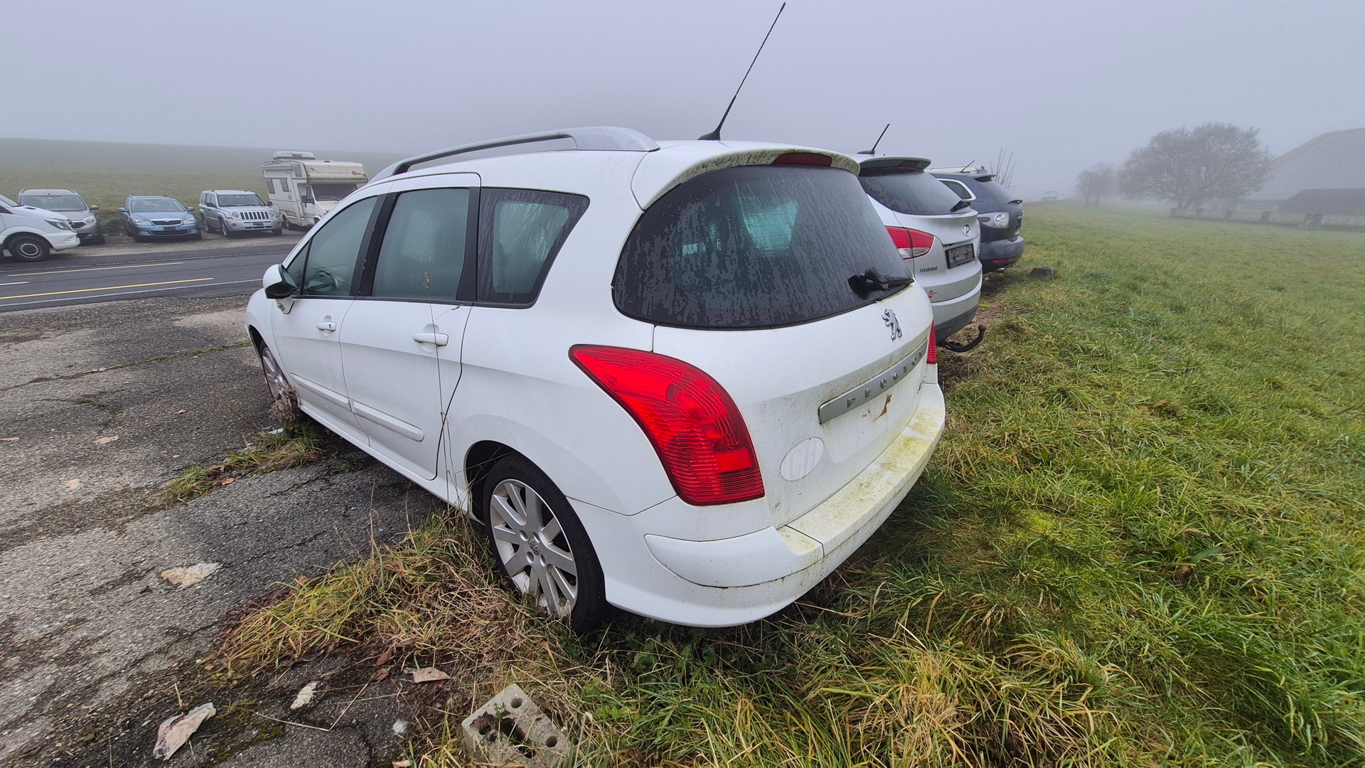 PEUGEOT 308 SW 1.6 HDI Trendy-image-2