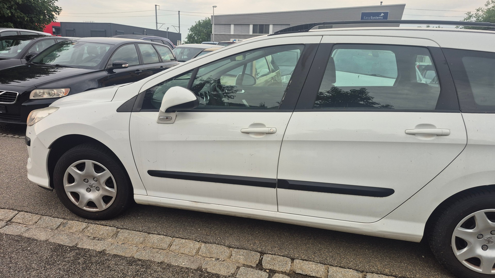 PEUGEOT 308 SW 1.6 HDI Trendy-image-6