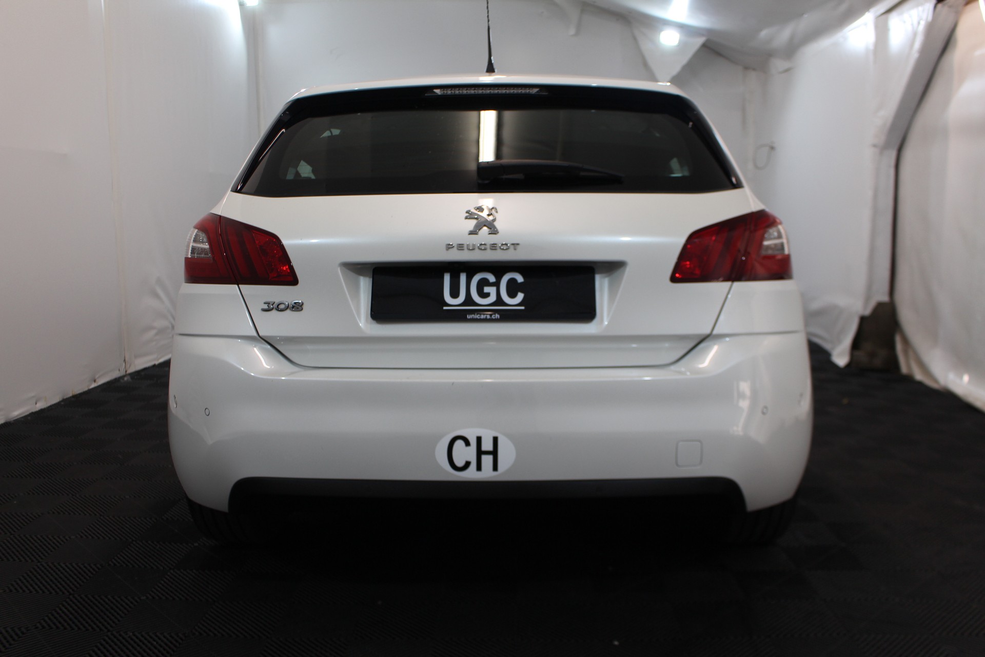 PEUGEOT 308 1.2 PureTech 130 Allure S/S-image-4