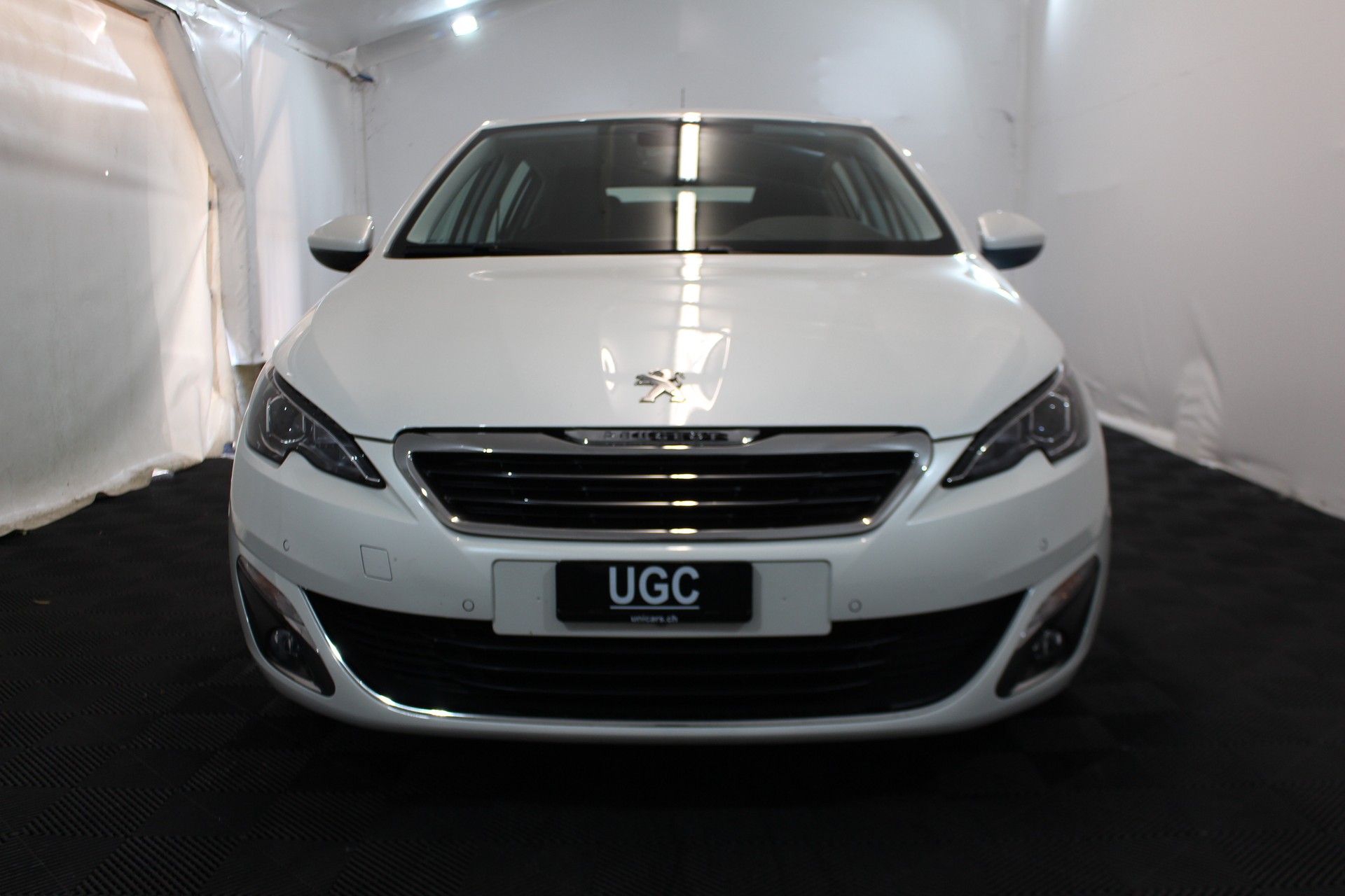 PEUGEOT 308 1.2 PureTech 130 Allure S/S-image-1
