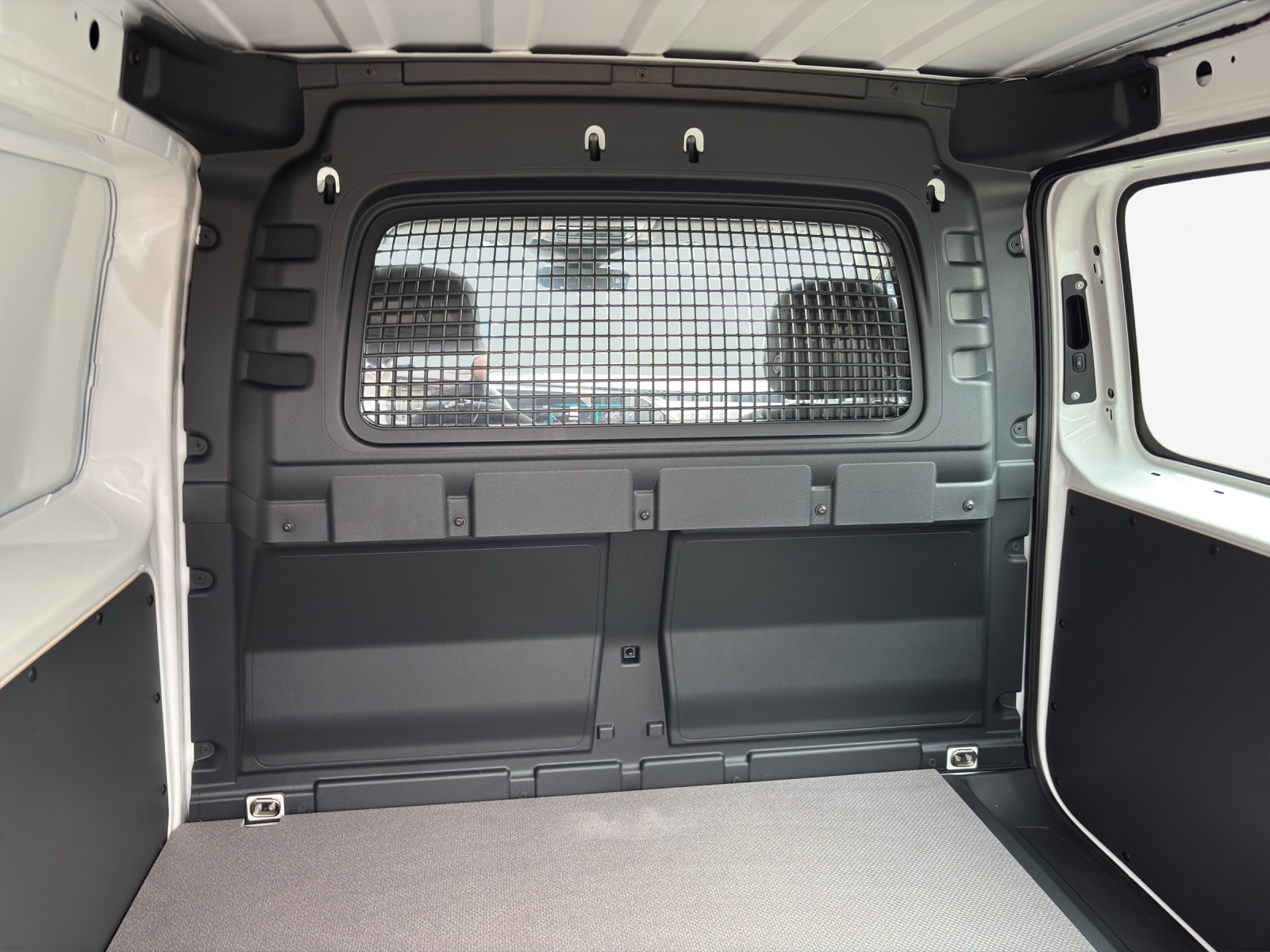 VW Caddy Cargo 2.0TDI Entry-image-14