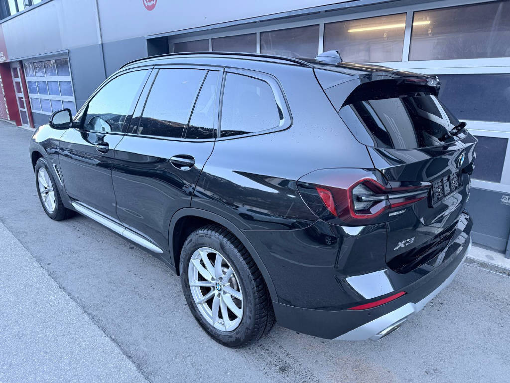 BMW X3 20i xDrive-image-3