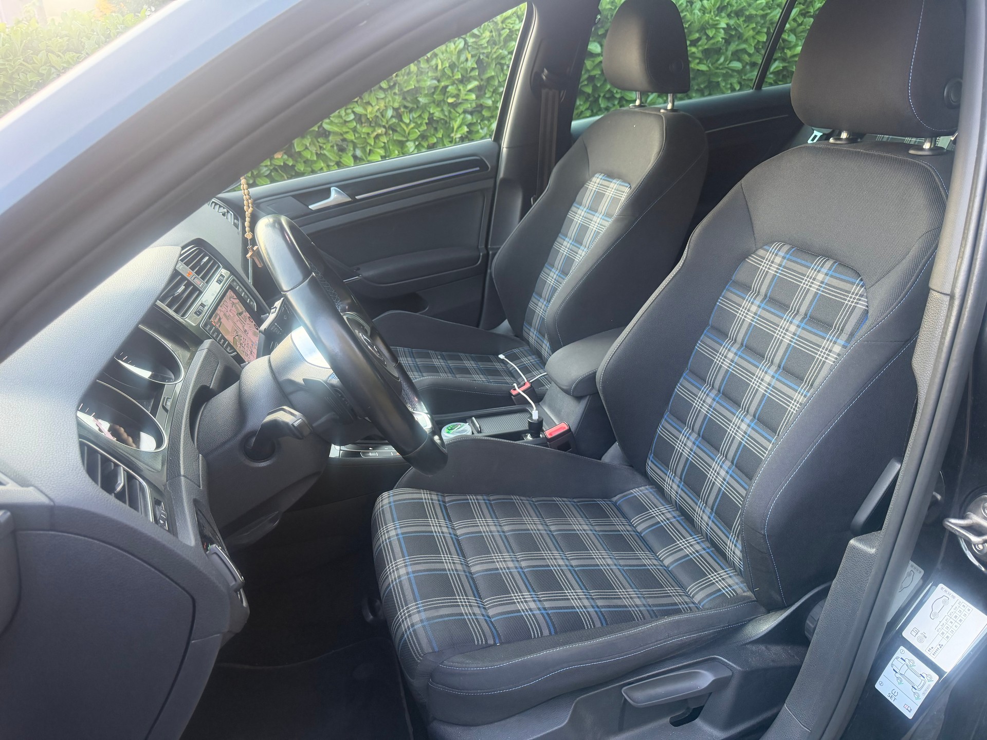 VW Golf 1.4 TSI GTE DSG-image-4