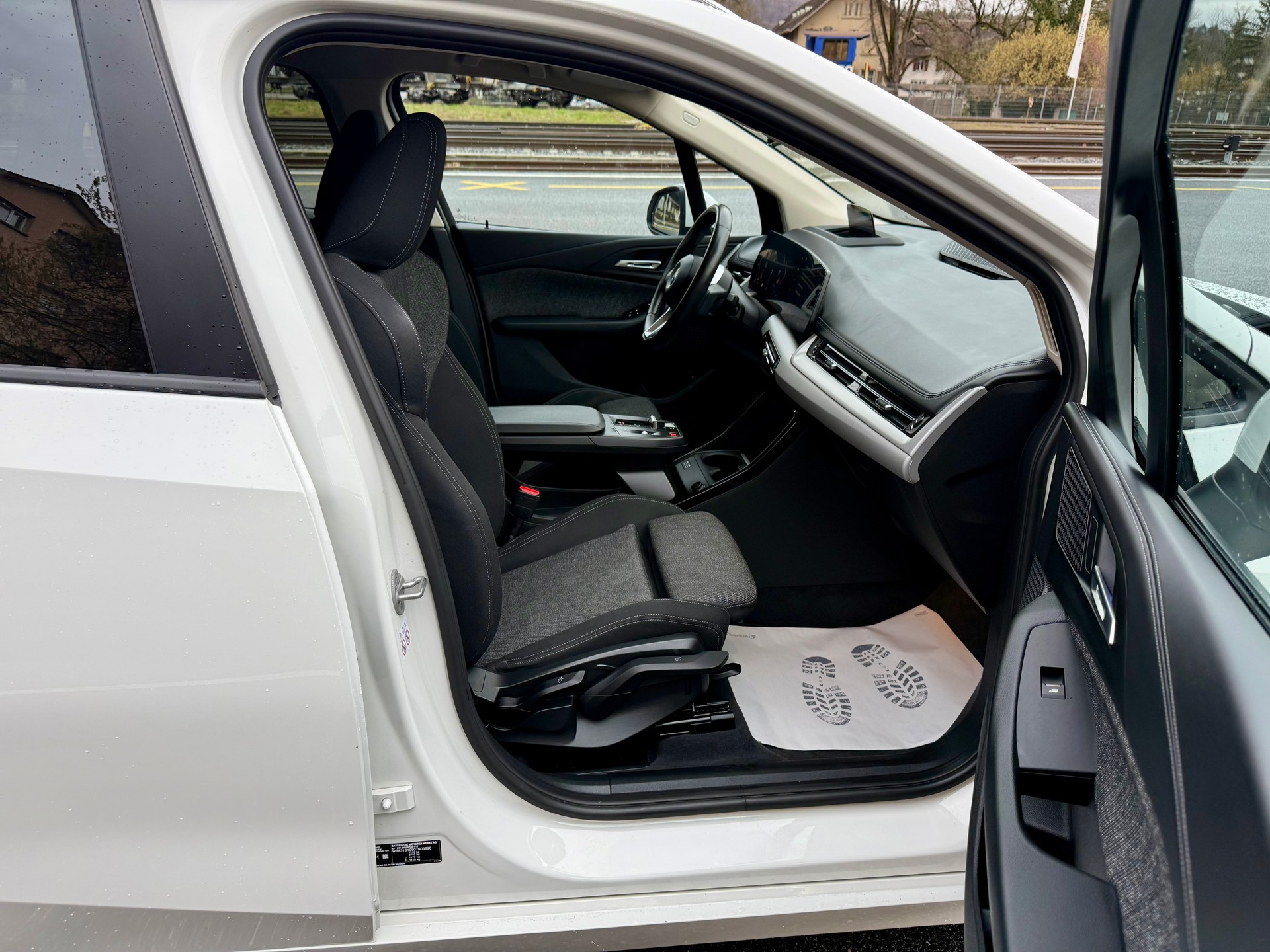 BMW 223d Active Tourer xDrive DKG-image-14
