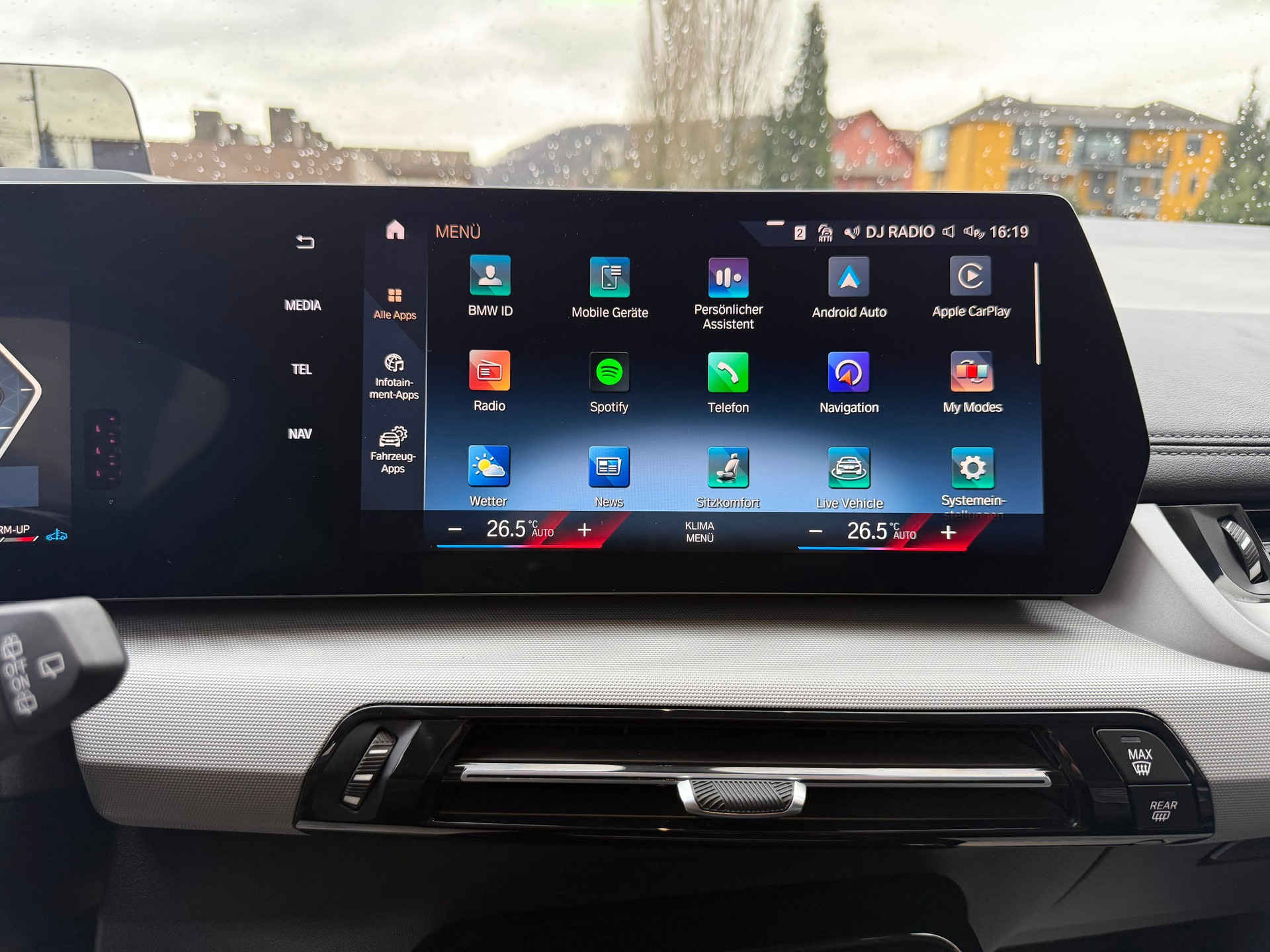 BMW 223d Active Tourer xDrive DKG-image-8