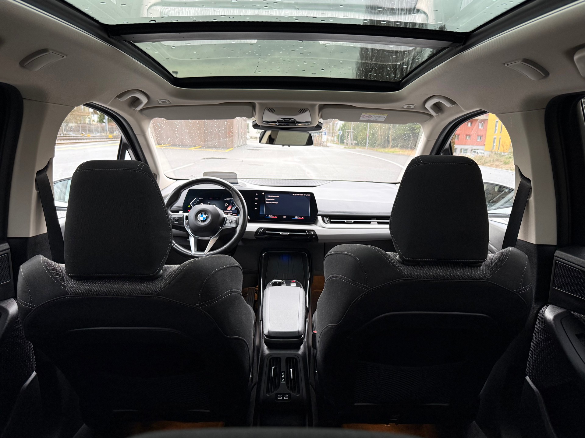 BMW 223d Active Tourer xDrive DKG-image-5