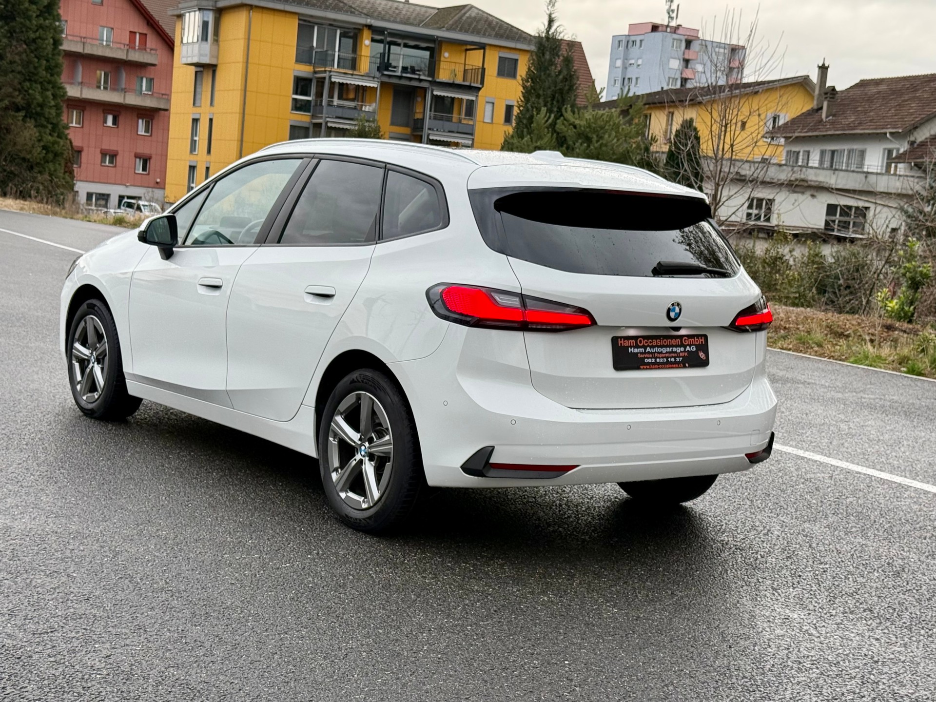 BMW 223d Active Tourer xDrive DKG-image-2