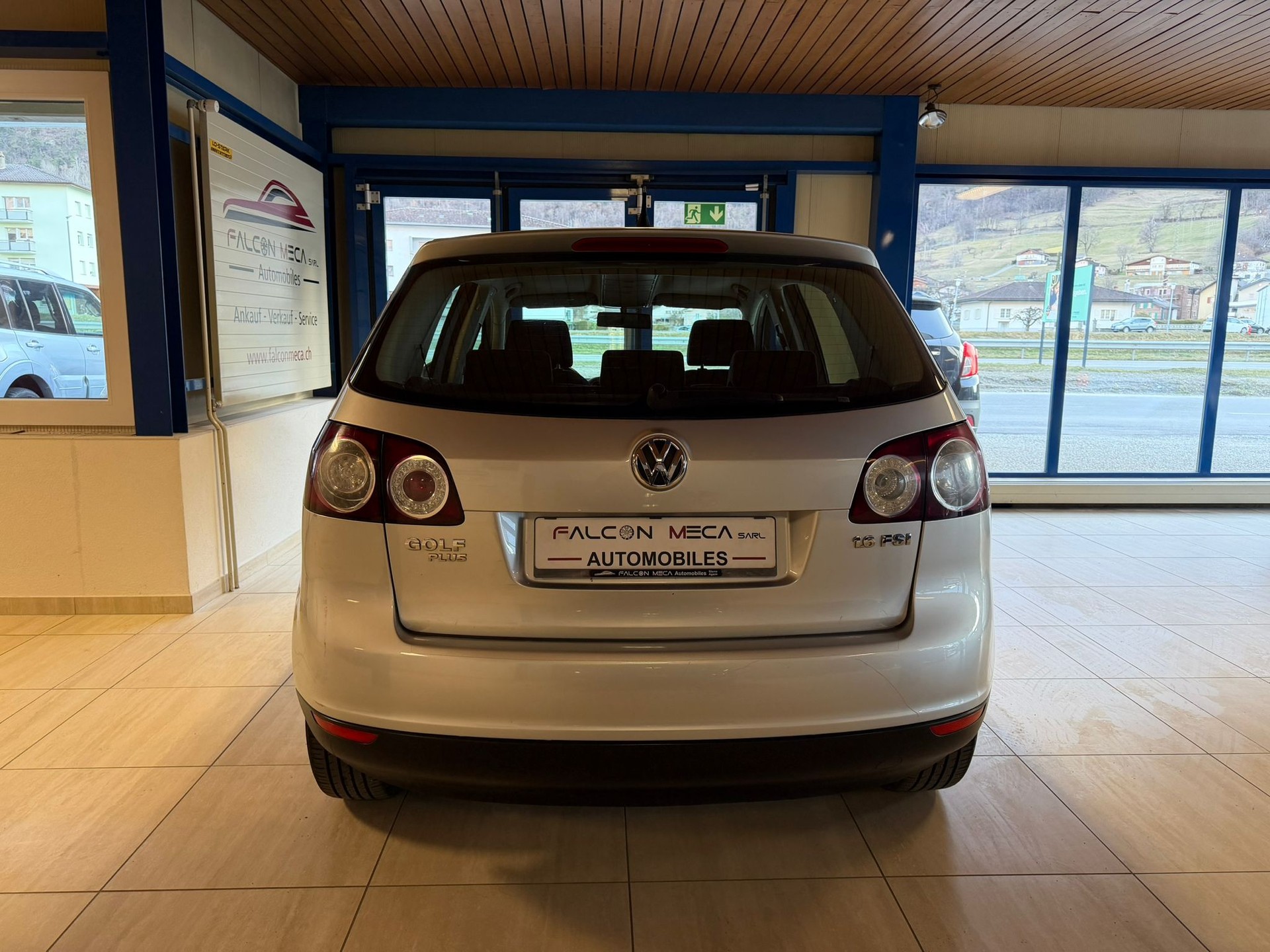 VW Golf Plus 1.6 FSI Trendline-image-8
