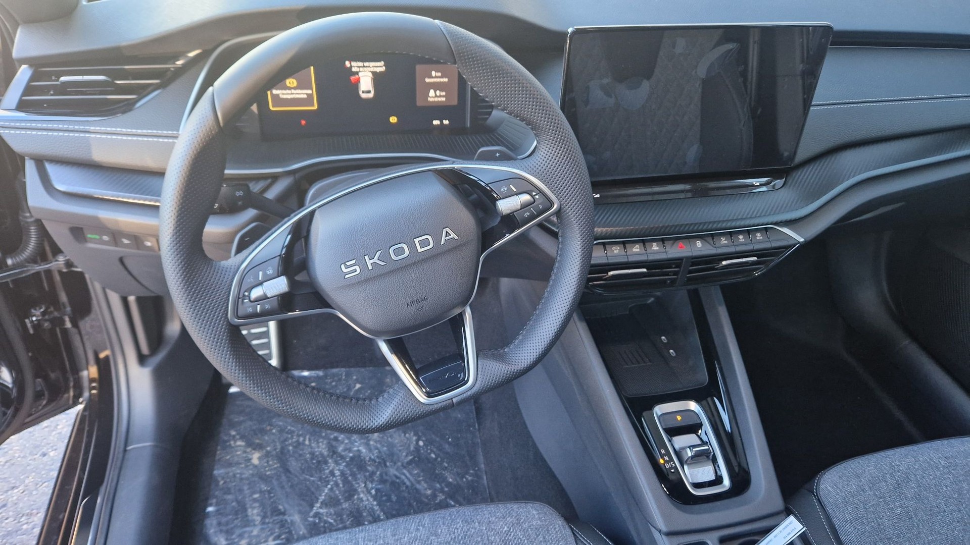 SKODA Octavia Combi 2.0 TSI DSG Sport Line 4x4-image-8