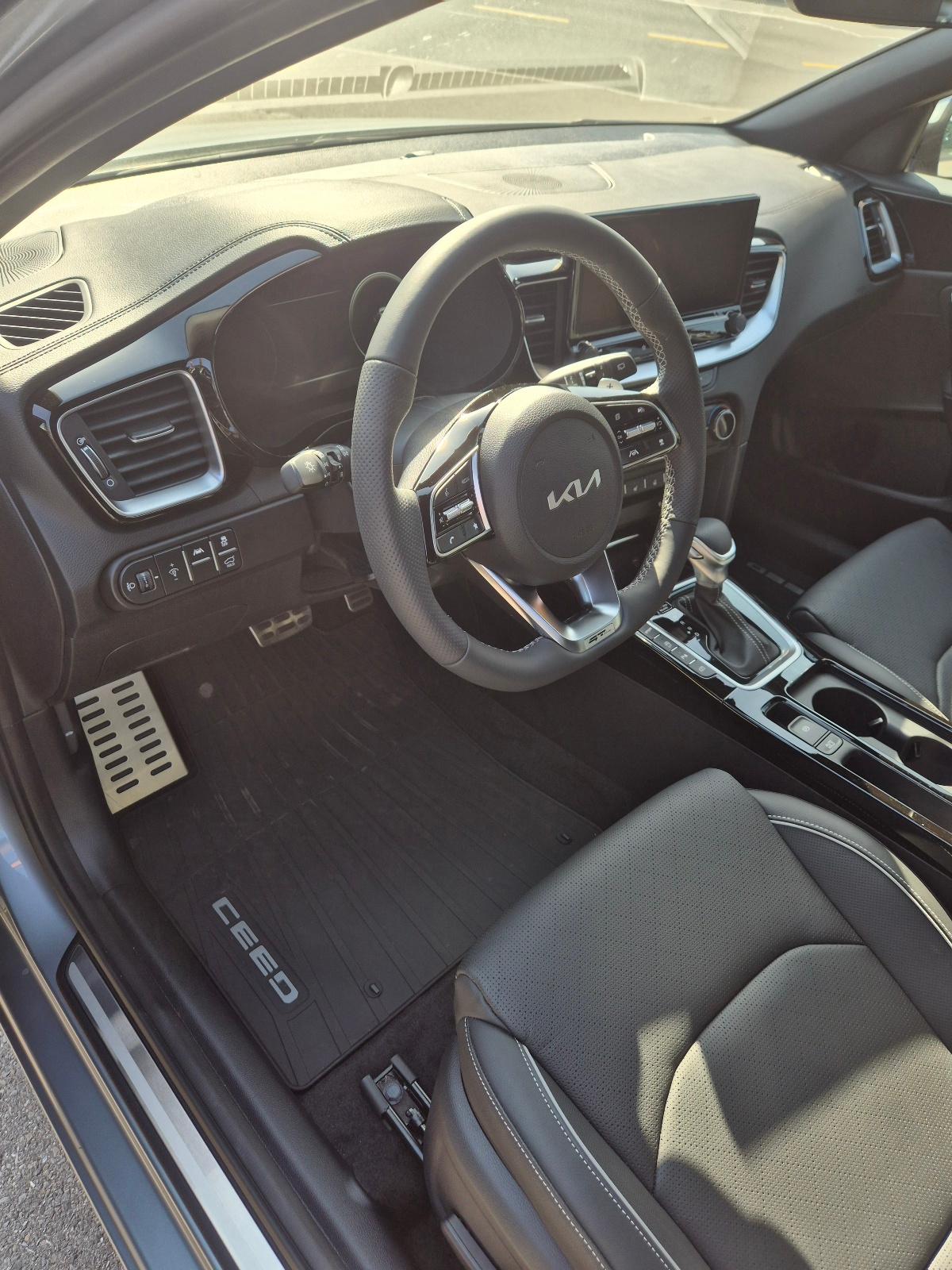 KIA Ceed SW 1.5 T-GDi GT-Line-image-7