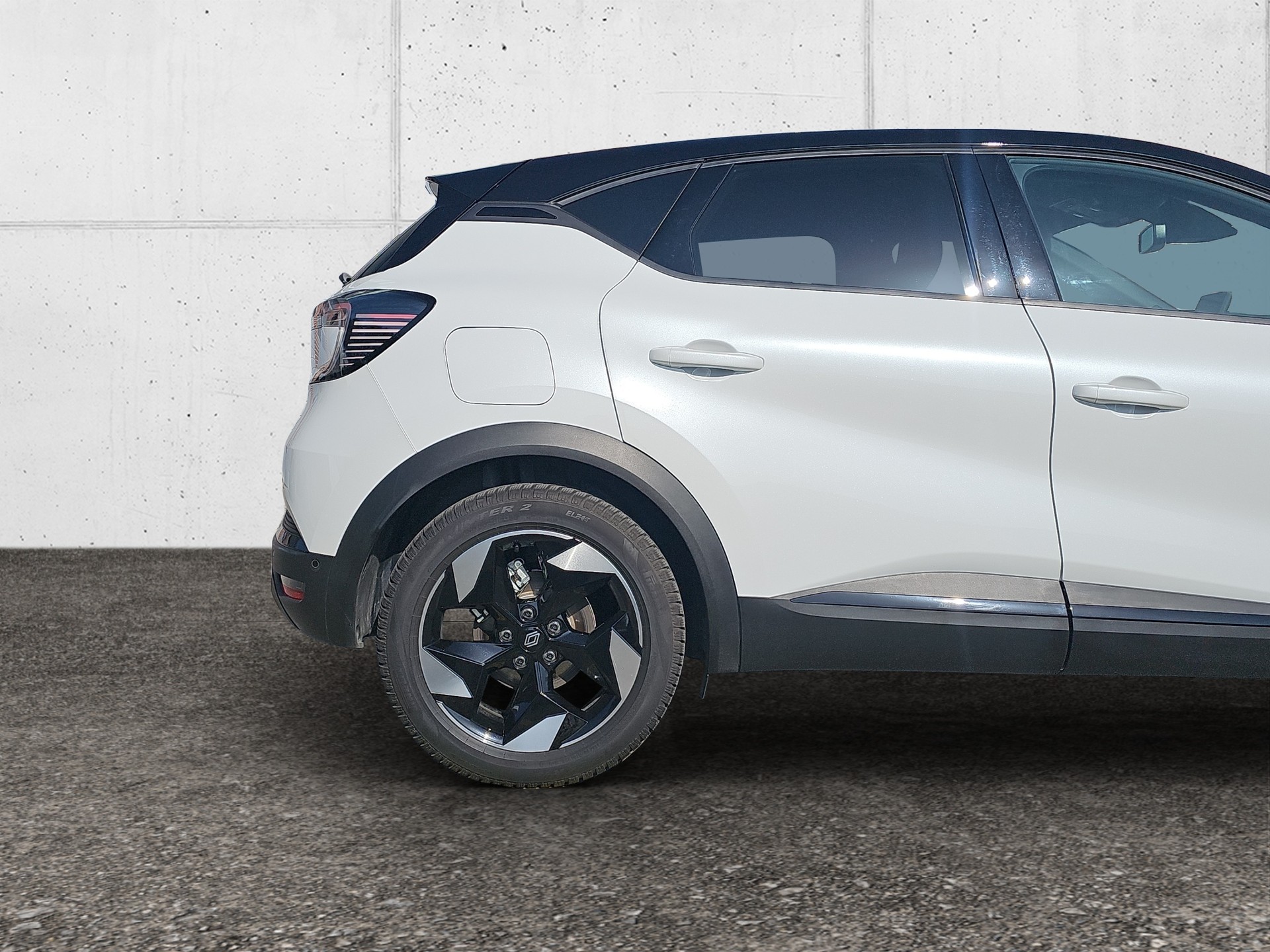 RENAULT Captur 1.6 E-Tech 145 Techno DHT-image-8