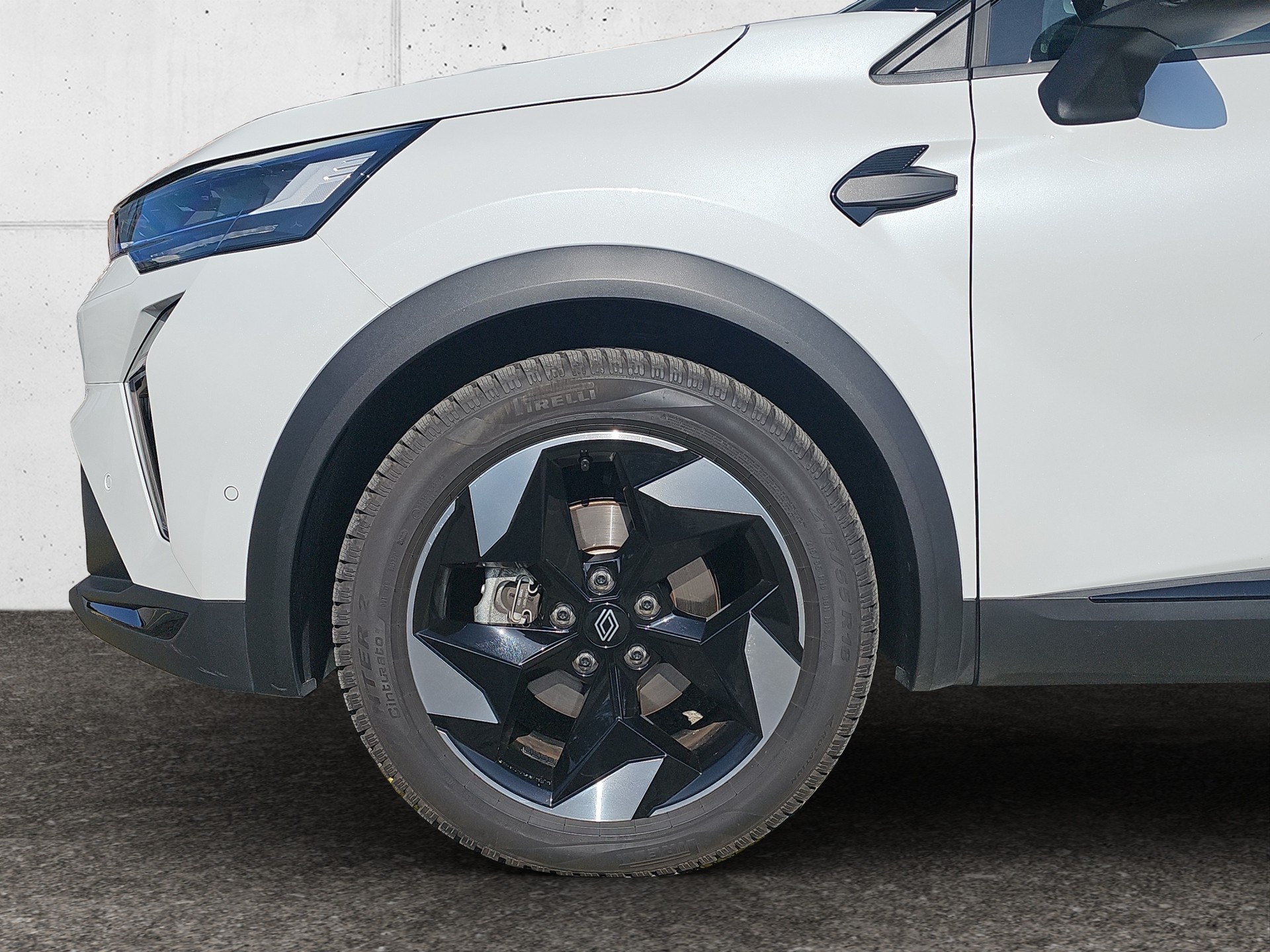 RENAULT Captur 1.6 E-Tech 145 Techno DHT-image-28