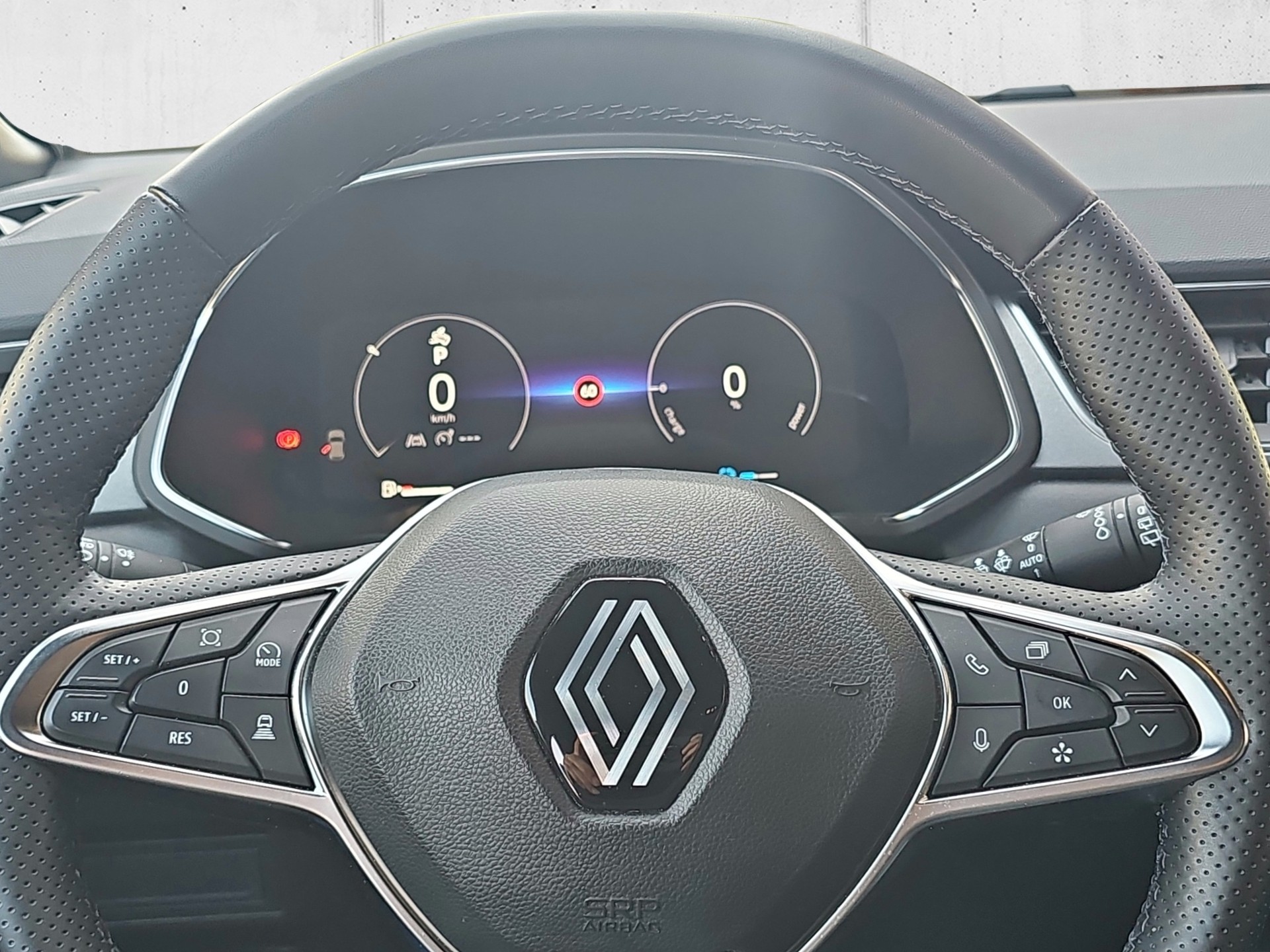 RENAULT Captur 1.6 E-Tech 145 Techno DHT-image-14