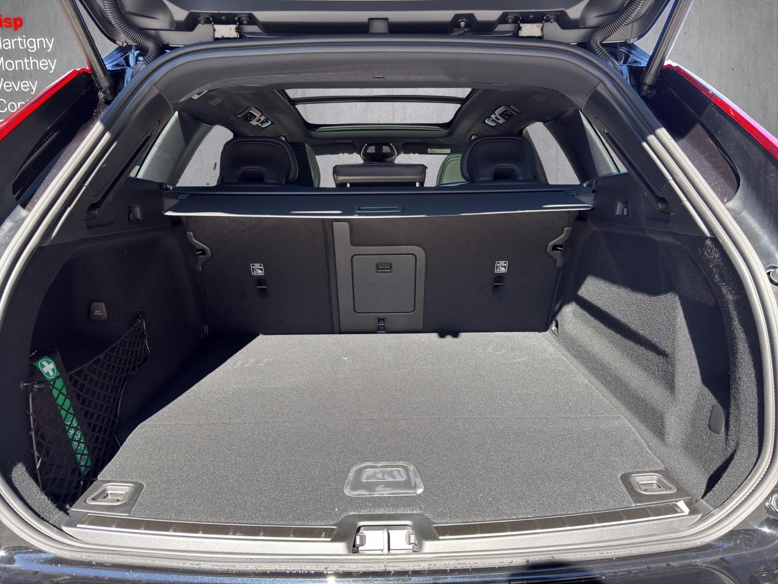 VOLVO XC60 T8 eAWD PluginHybrid Polestar Geartronic-image-13