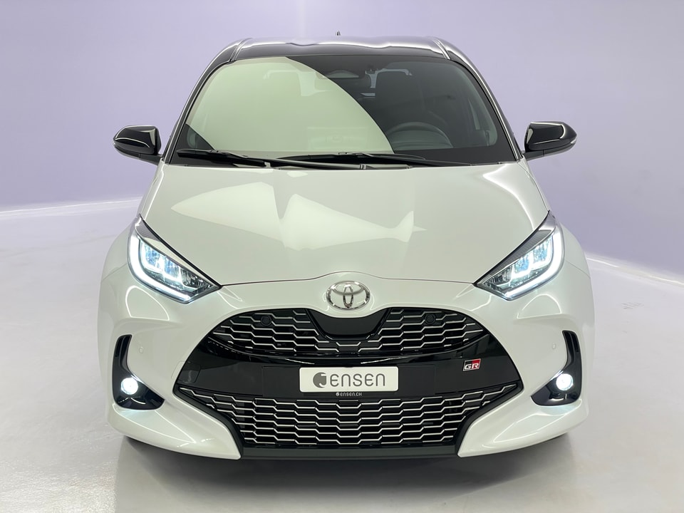 Yaris Hybrid 1.5 GR Sport