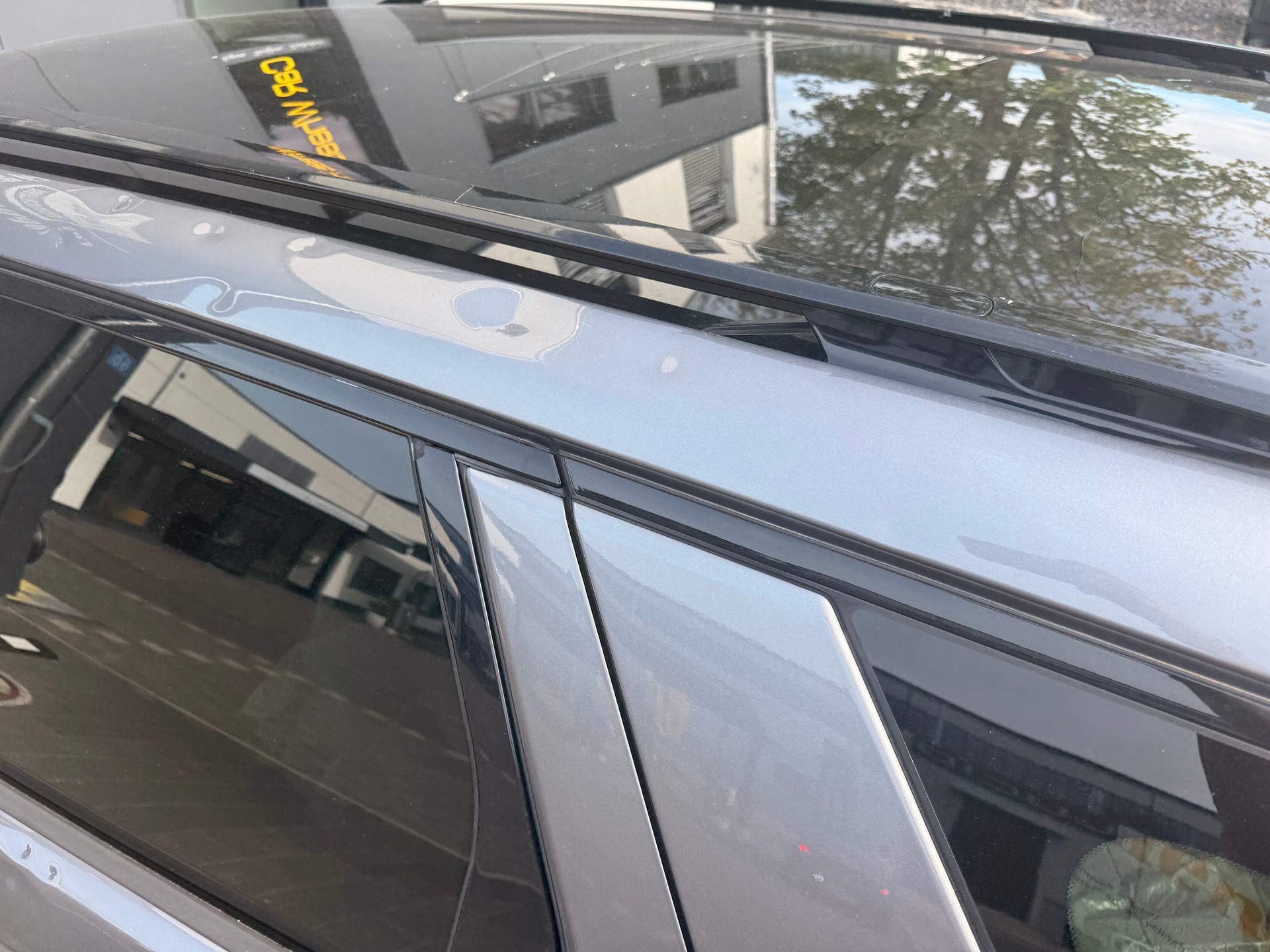 LAND ROVER Discovery Sport D180 2.0D TD4 MHEV SE AWD AT9-image-10
