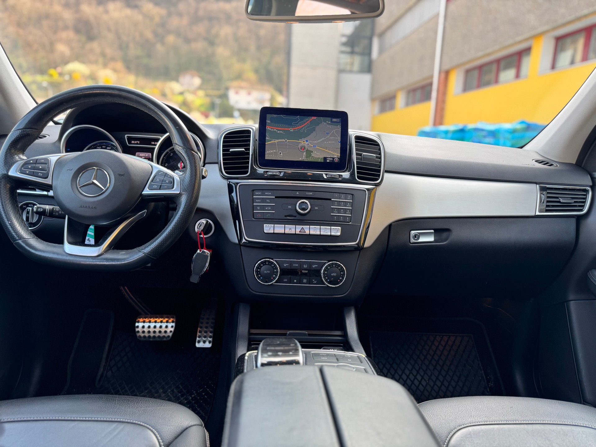 MERCEDES-BENZ GLE 350 d 4Matic 9G-Tronic-image-4