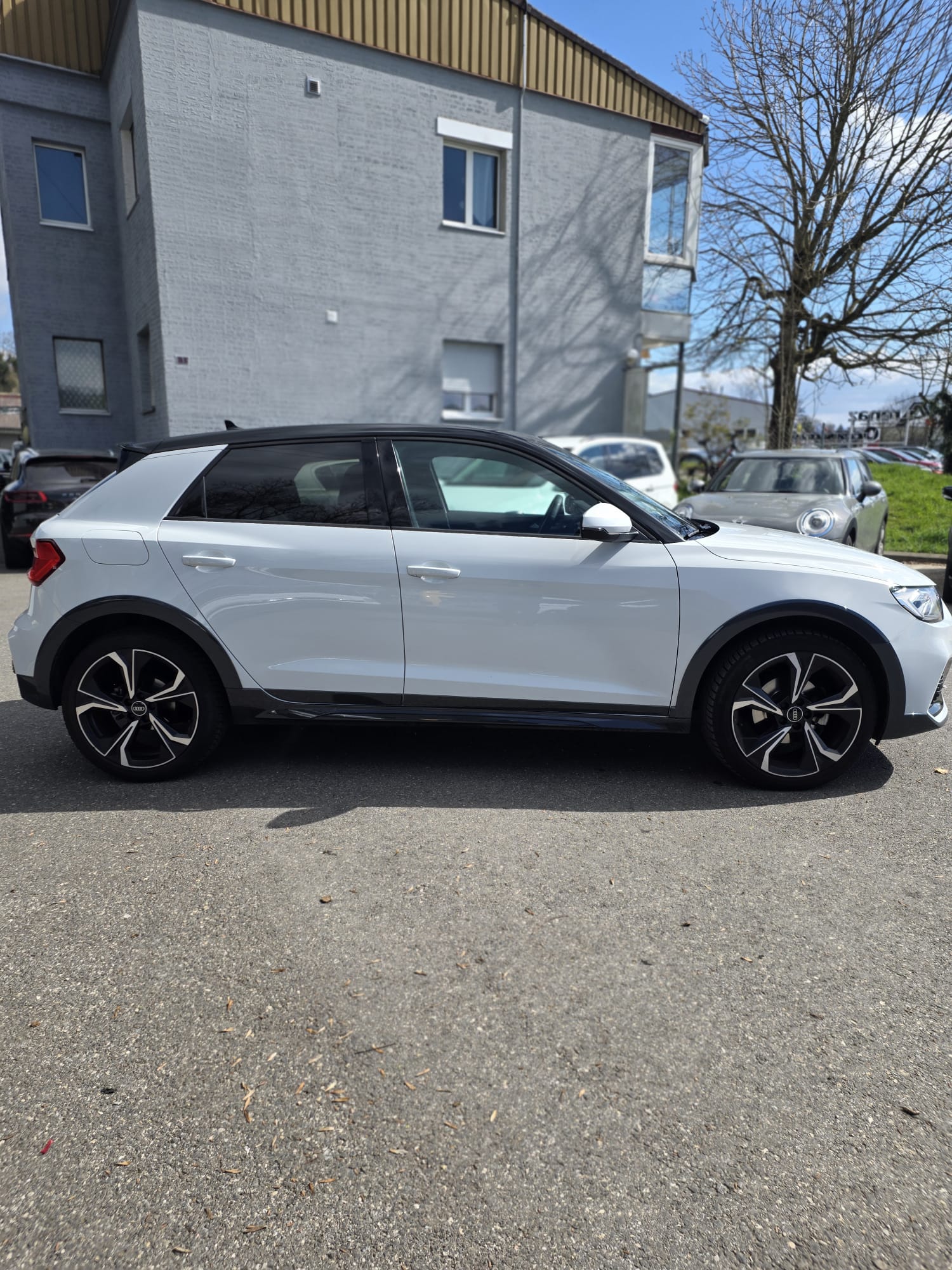 AUDI A1 allstreet 30 TFSI S-line Attraction S-tronic-image-8