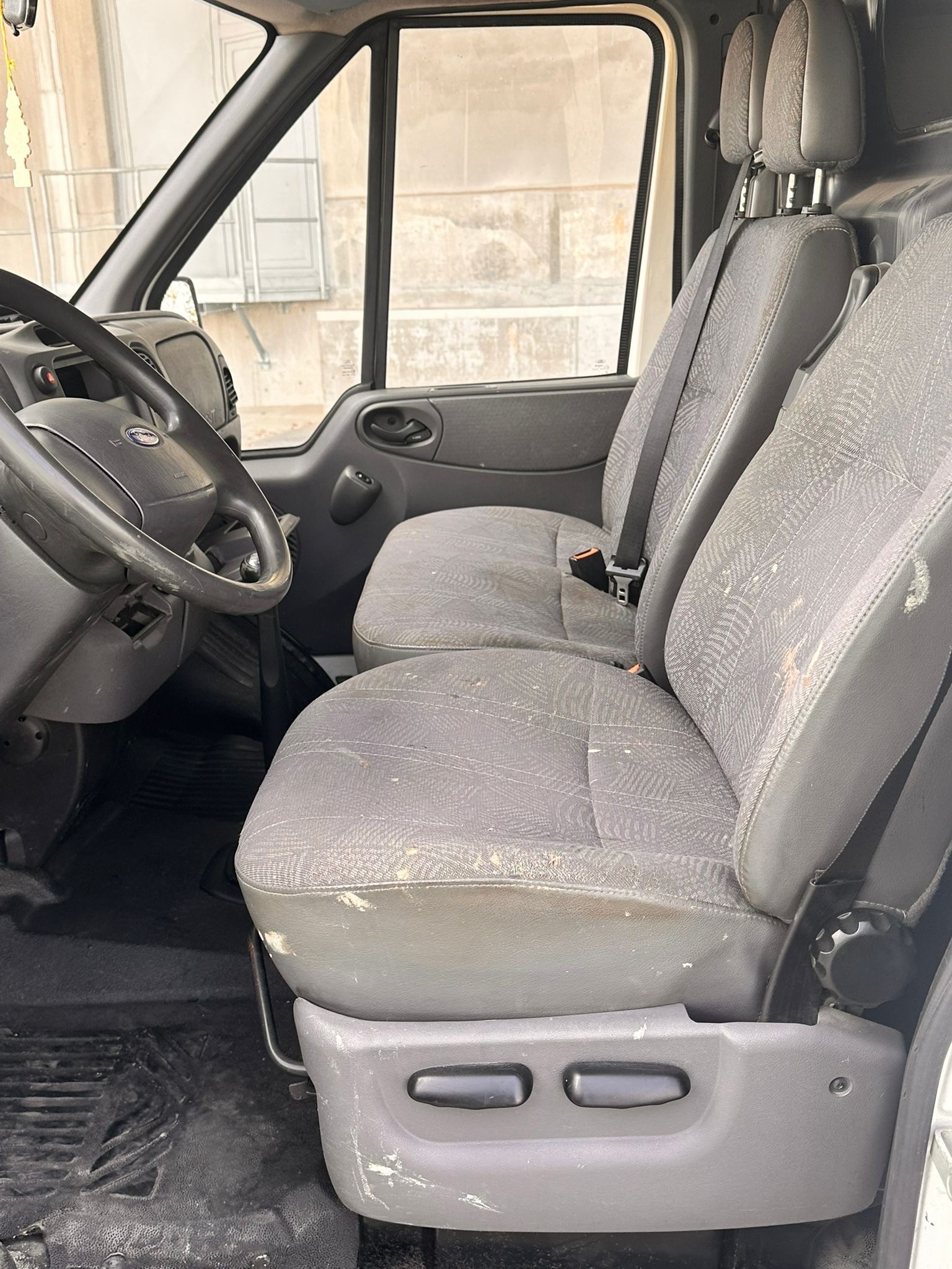 FORD Transit 260 S-image-7