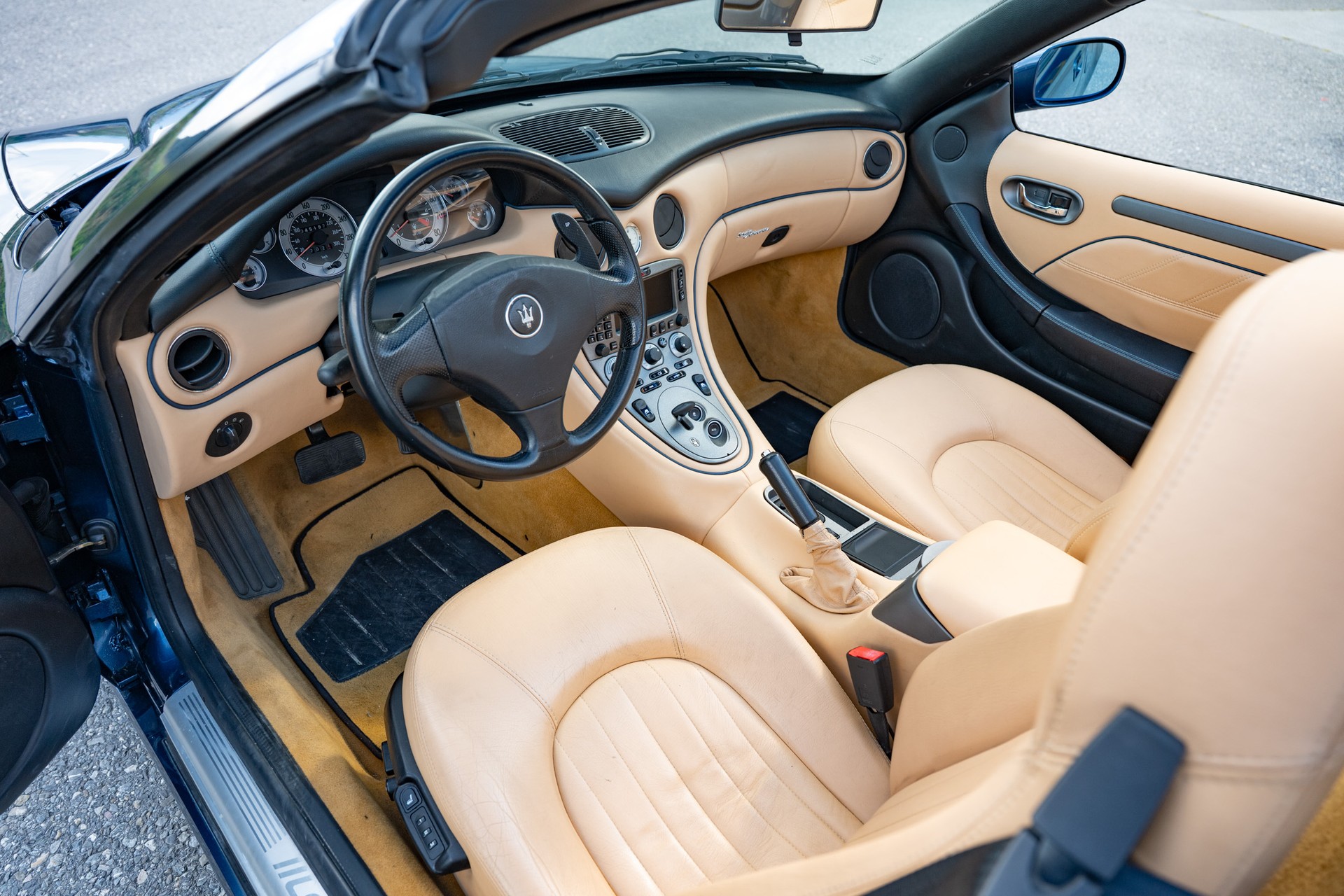 MASERATI Spyder GT-image-6