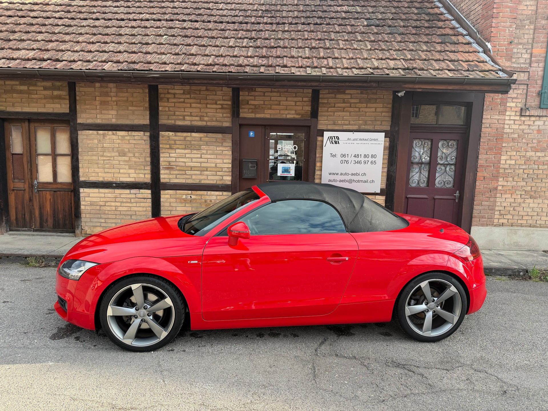 AUDI TT Roadster 2.0 TFSI Style-image-5