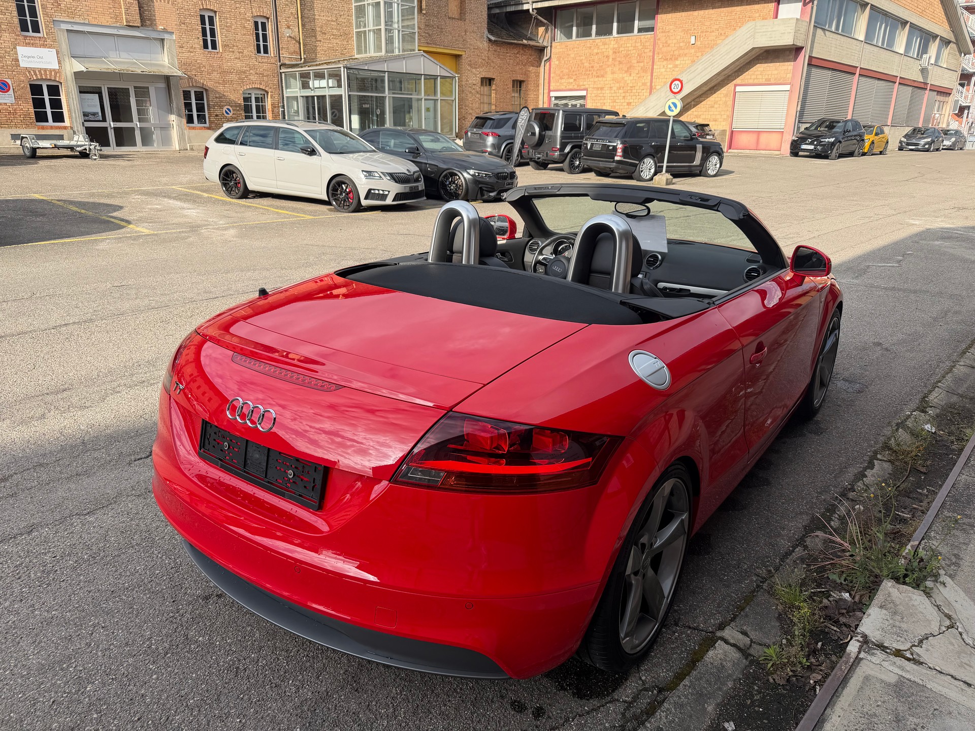 AUDI TT Roadster 2.0 TFSI Style-image-2