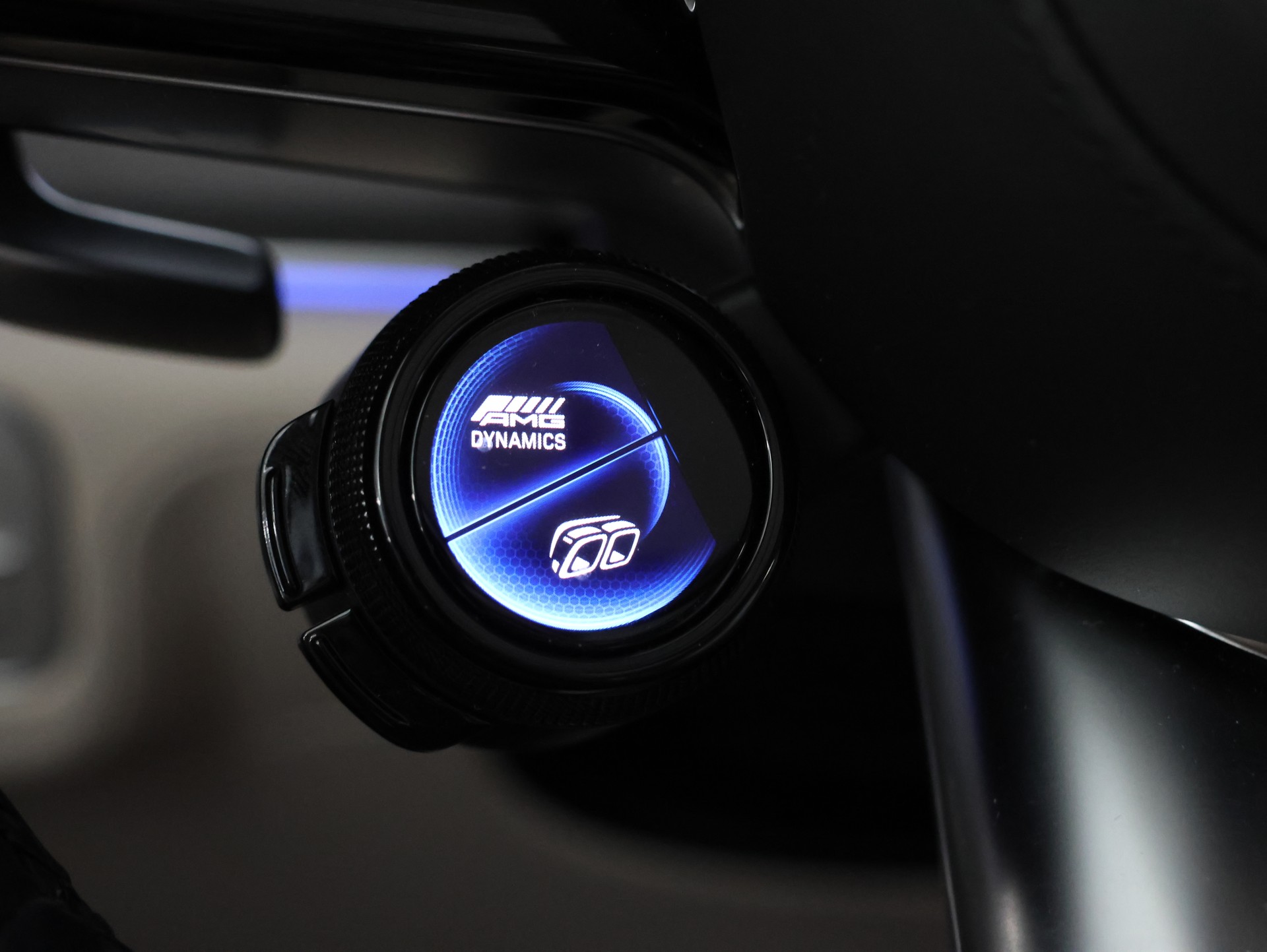MERCEDES-BENZ GLE 53 AMG 4Matic+ 9G-Speedshift *MSI Plus* *Panoramadach* *Sitzheizung / Lüftung*-image-25