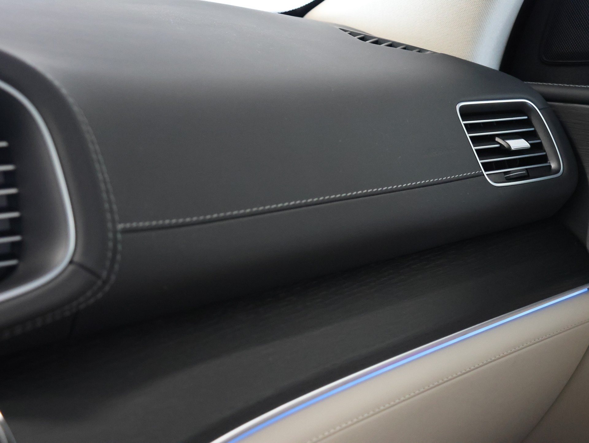 MERCEDES-BENZ GLE 53 AMG 4Matic+ 9G-Speedshift *MSI Plus* *Panoramadach* *Sitzheizung / Lüftung*-image-33