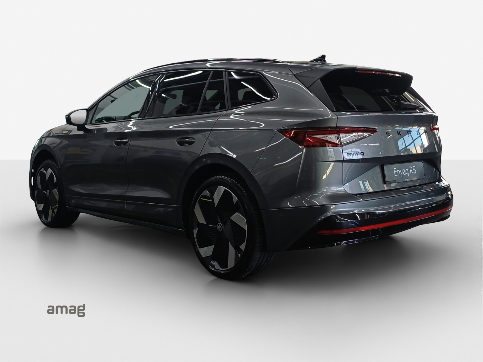 SKODA Enyaq 4x4 RS-image-2