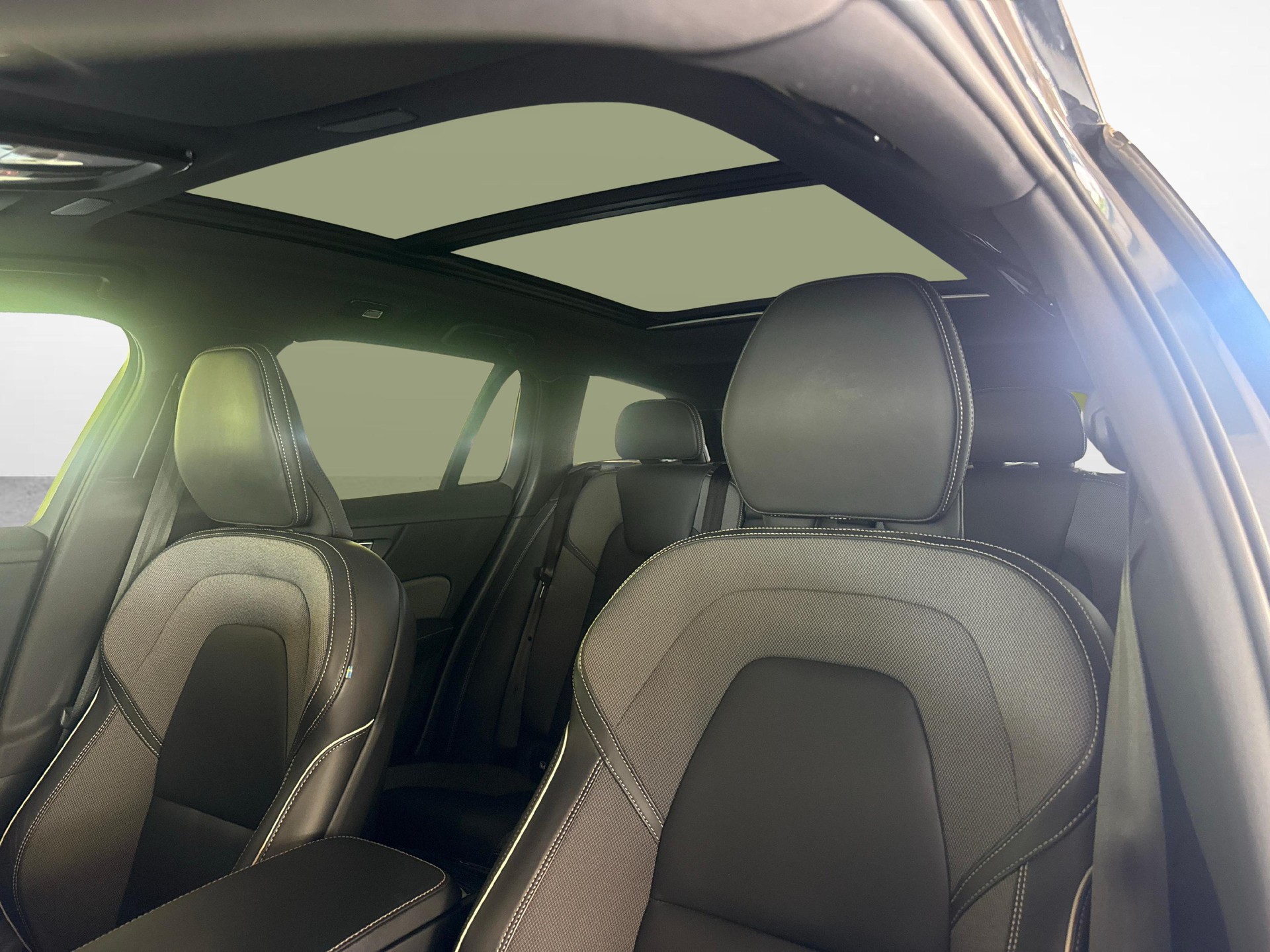 VOLVO V60 2.0 T6 TE Plus Dark eAWD - gancio traino elettrico e ruote invernali inclusi-image-10