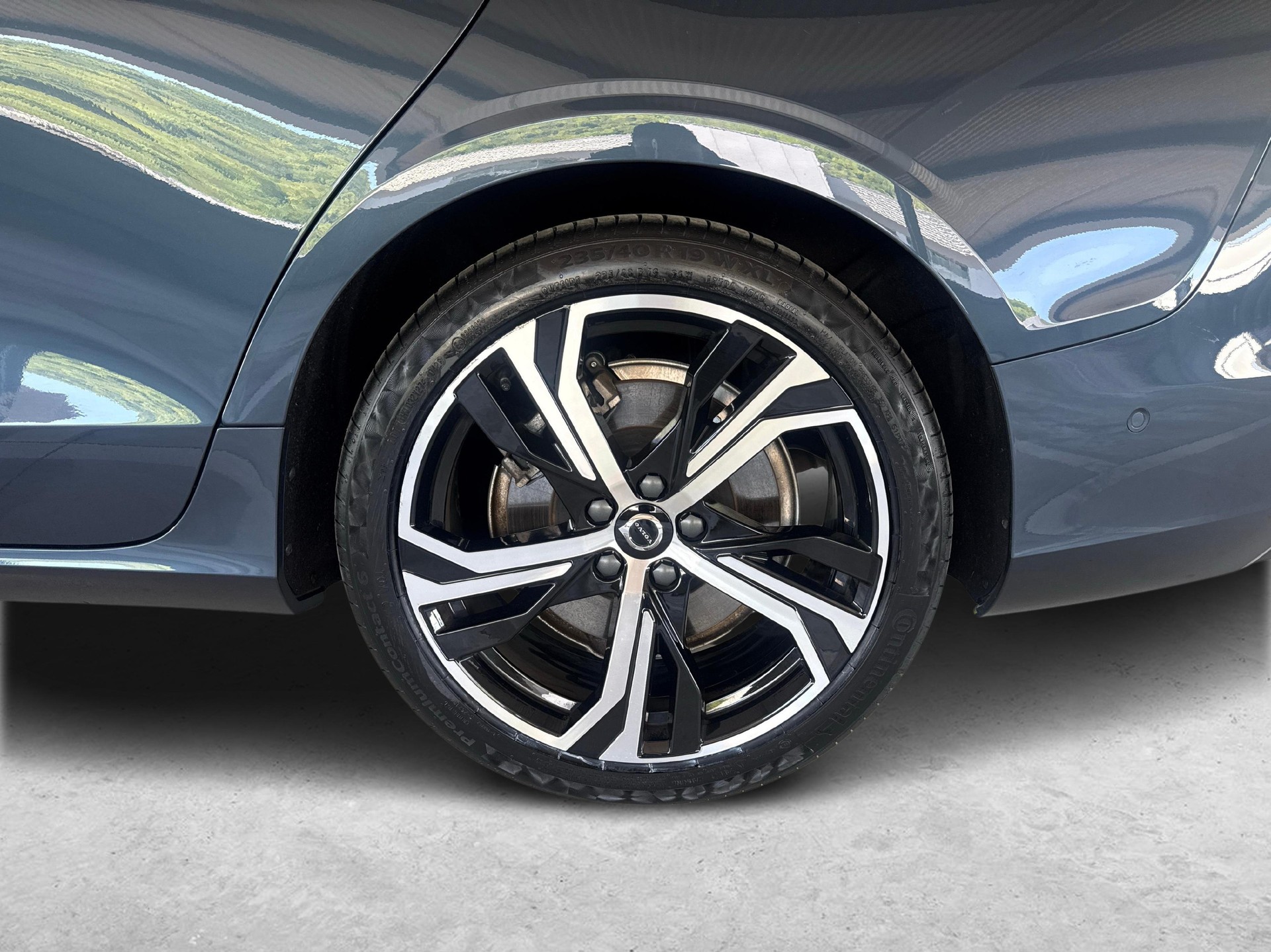 VOLVO V60 2.0 T6 TE Plus Dark eAWD - gancio traino elettrico e ruote invernali inclusi-image-14