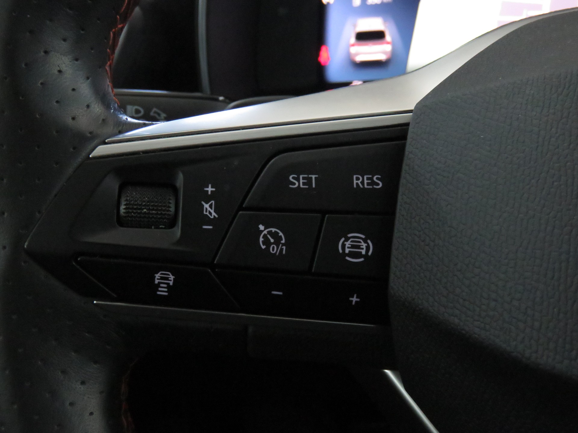 SEAT Leon ST 1.4 eHybrid PHEV DSG FR (Automat)-image-22