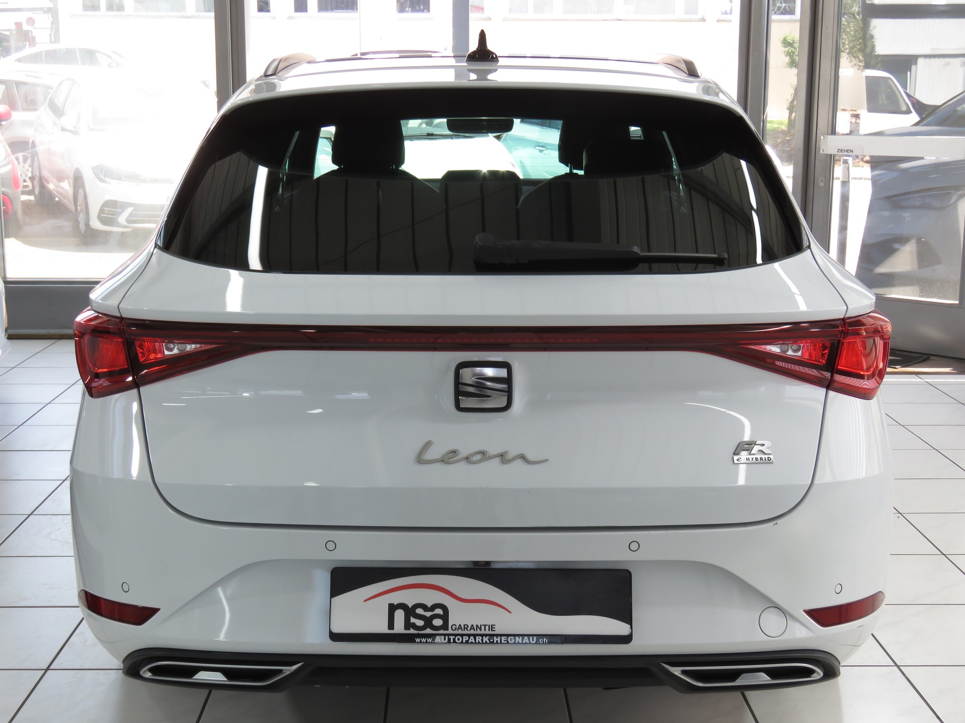 SEAT Leon ST 1.4 eHybrid PHEV DSG FR (Automat)-image-4