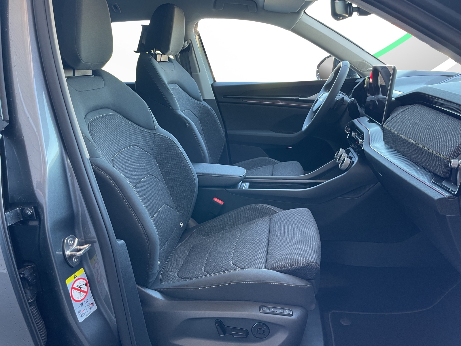 SKODA Kodiaq 1.5 TSI PHEV Dynamic-image-12