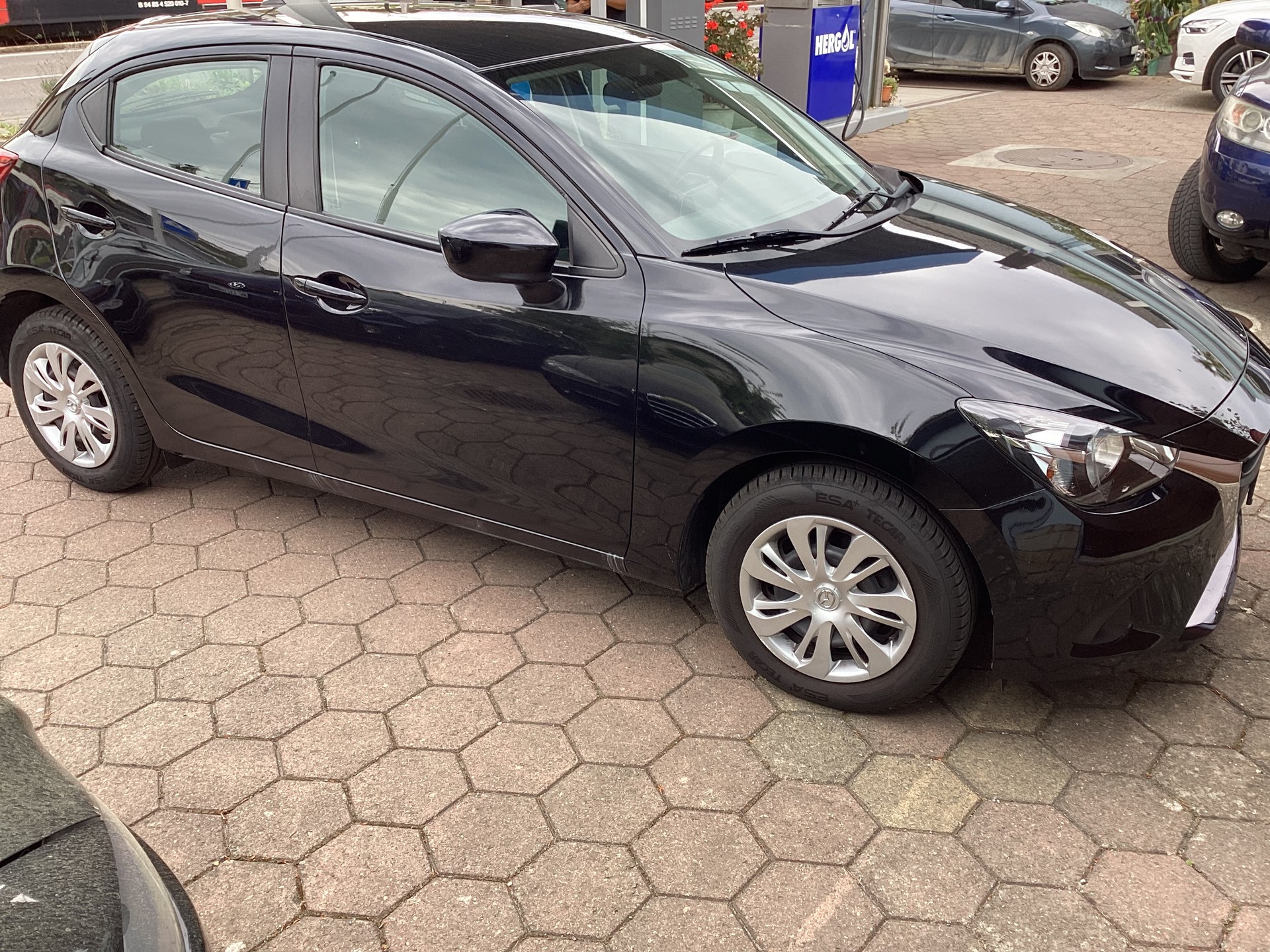 MAZDA 2 1.5i 16V Skyactiv-G Ambition Drive-image-1