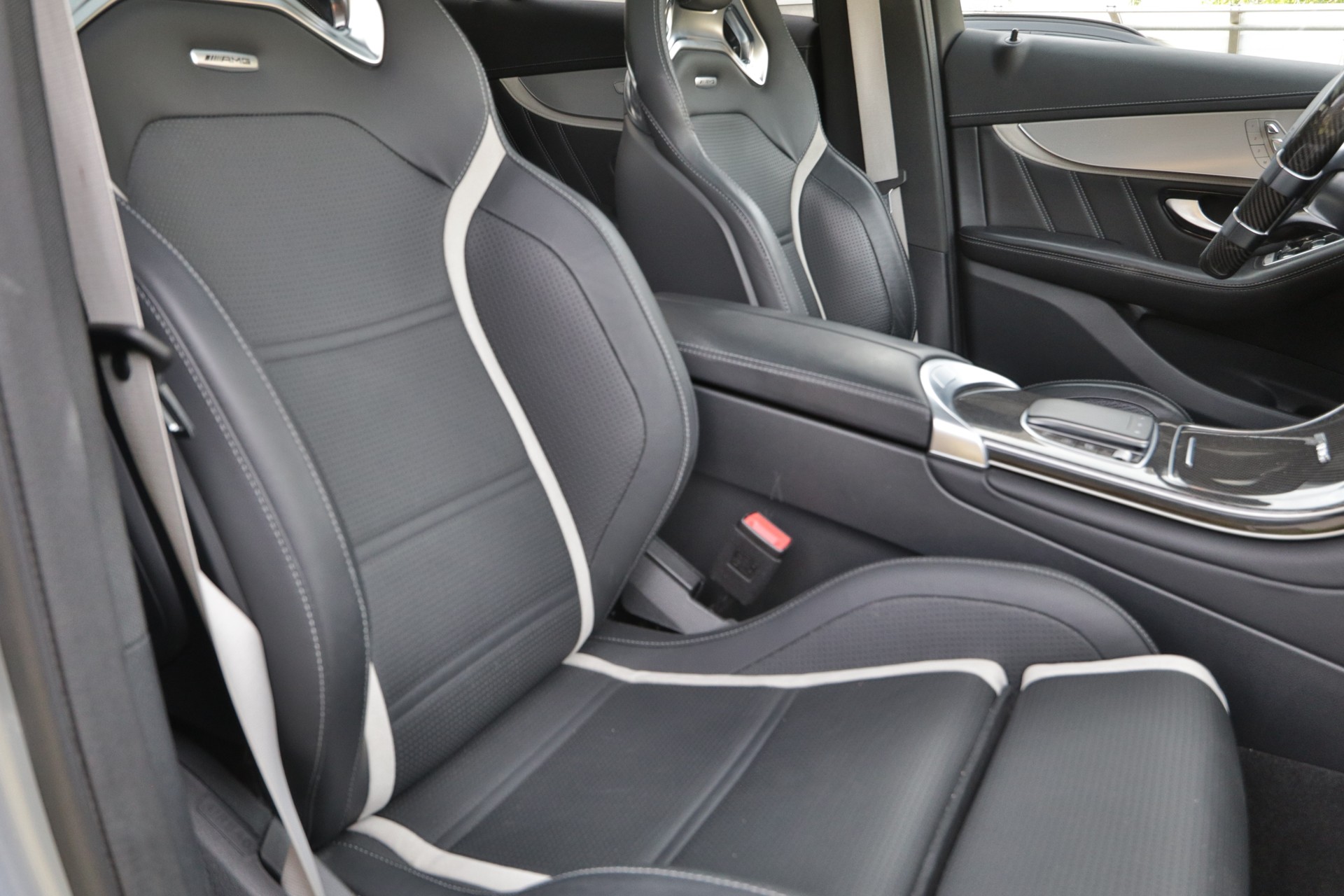 MERCEDES-BENZ GLC 63 S AMG 4Matic 9G-Tronic-image-9