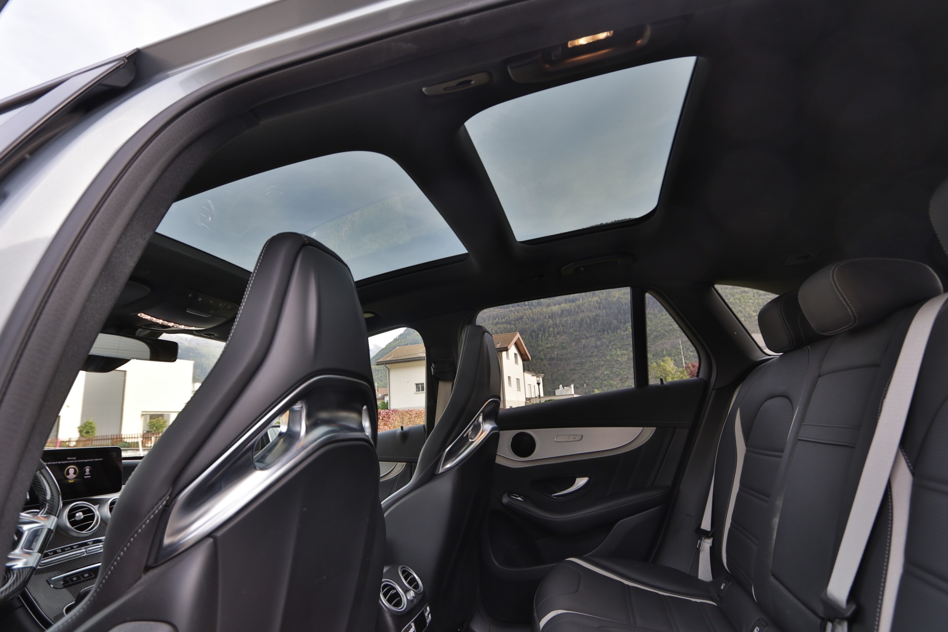 MERCEDES-BENZ GLC 63 S AMG 4Matic 9G-Tronic-image-5
