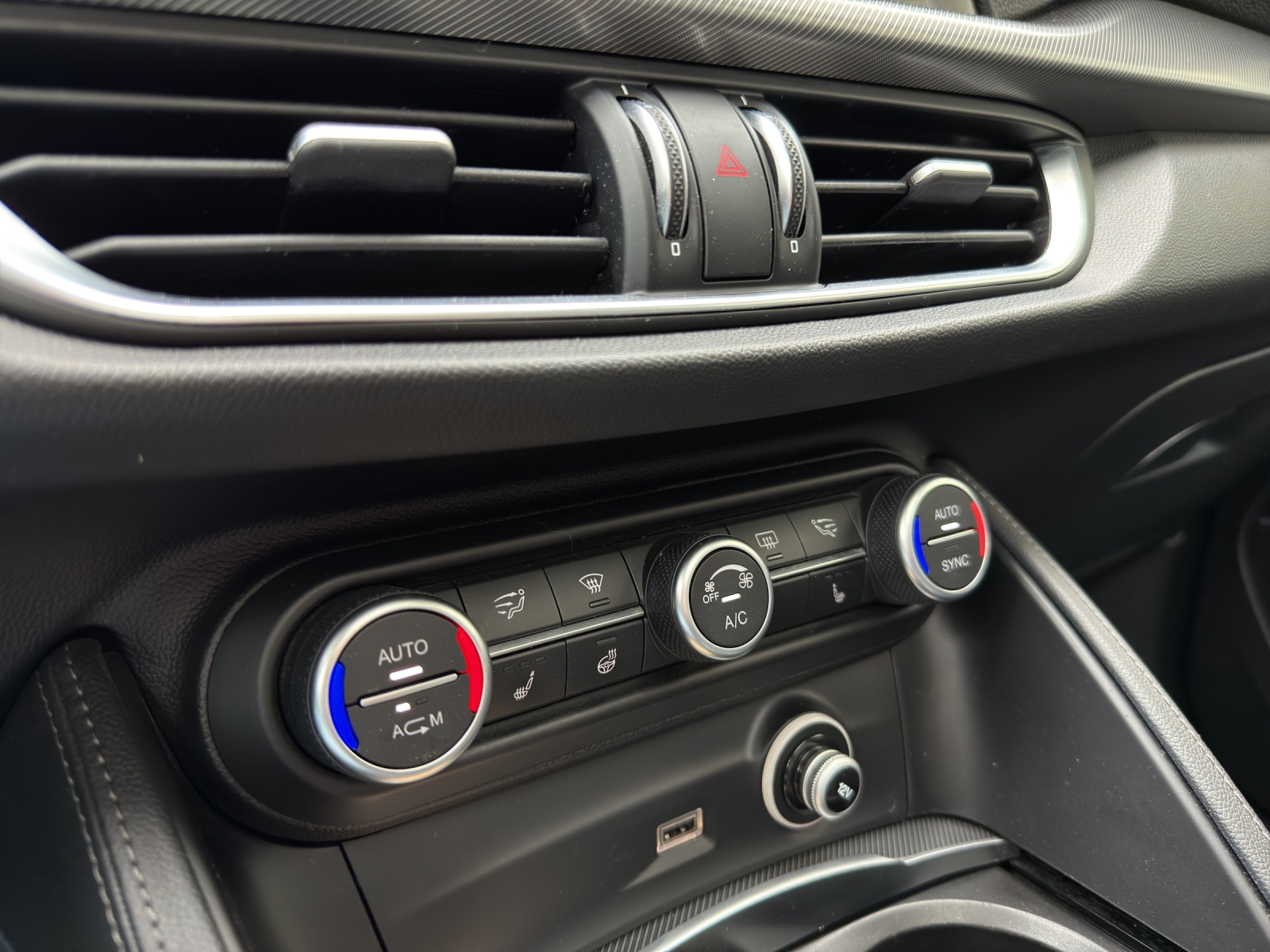 ALFA ROMEO Stelvio 2.0 Super Q4 Automatic-image-14