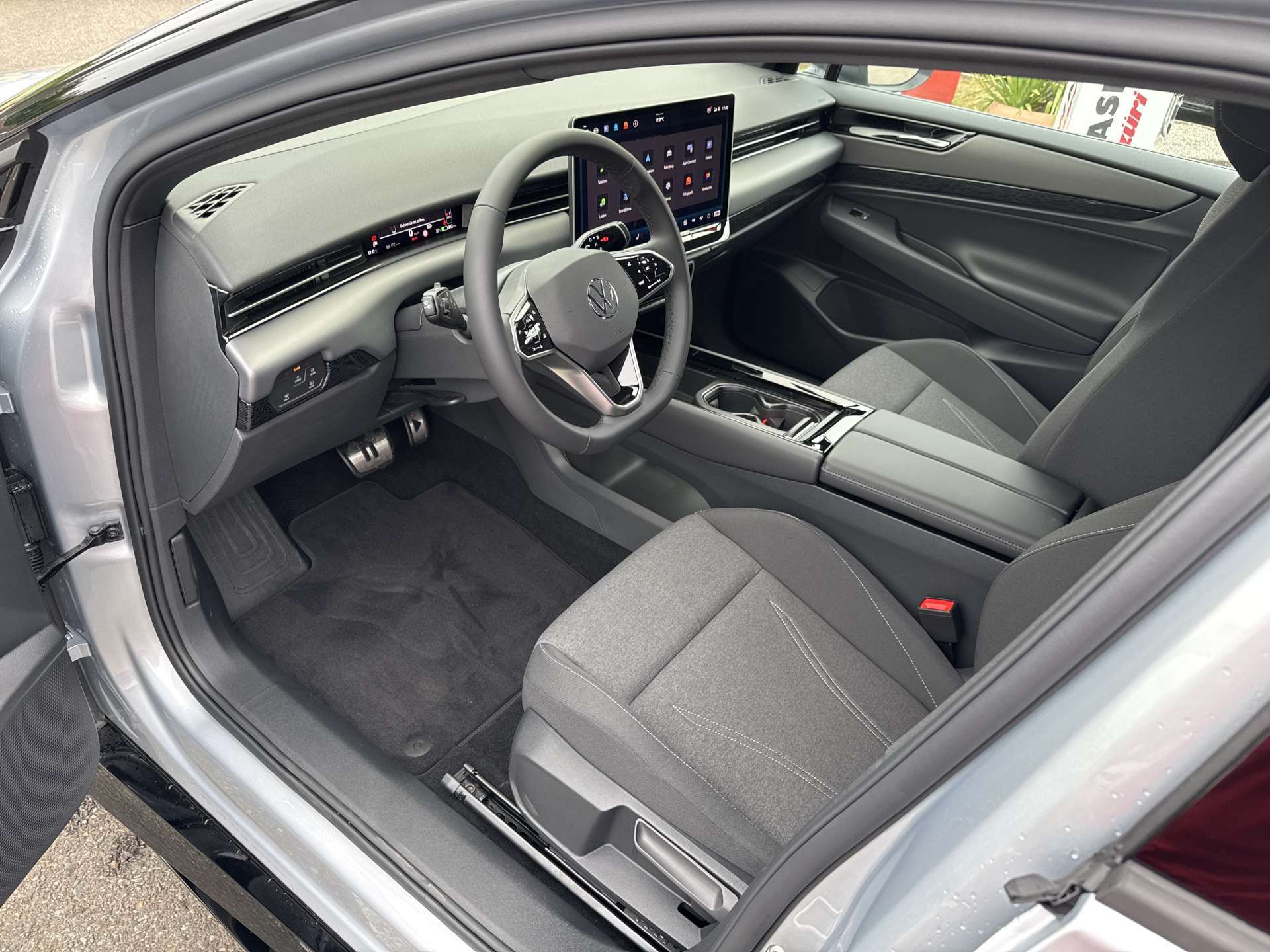 VW ID.7 Tourer Limited Edition 77kWh 285PS Automat-image-5