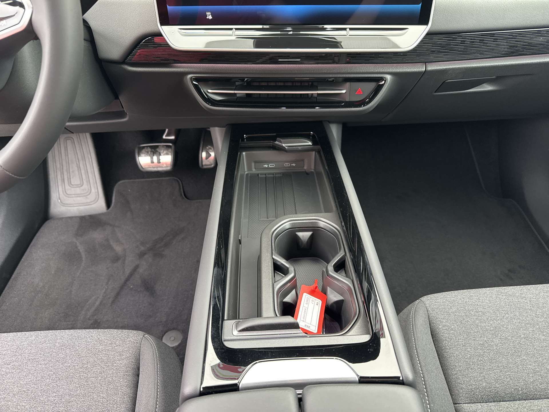 VW ID.7 Tourer Limited Edition 77kWh 285PS Automat-image-11