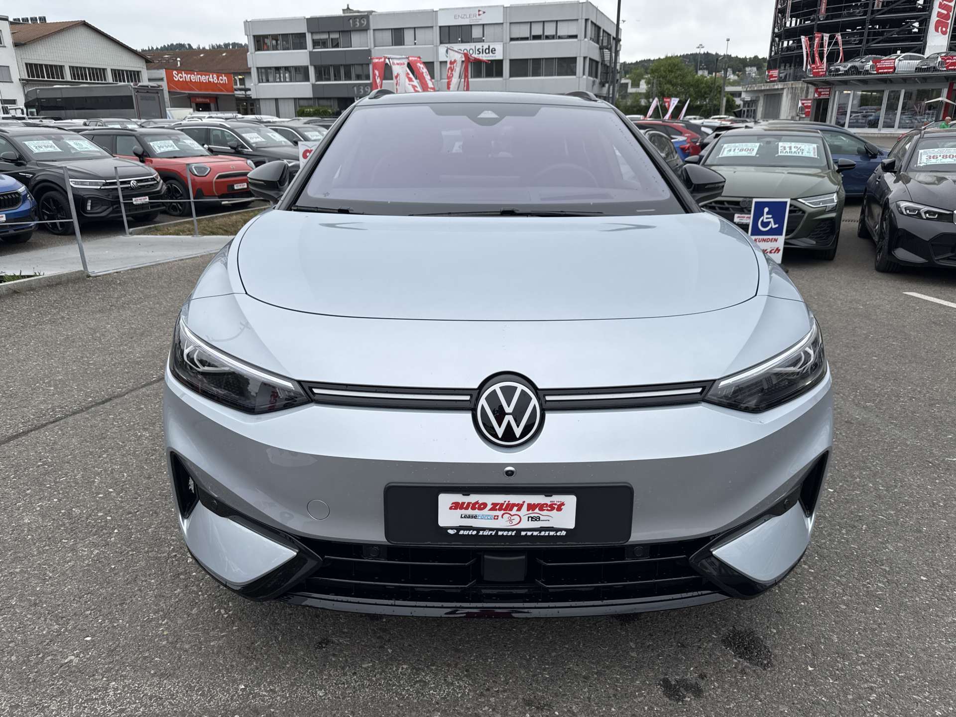 VW ID.7 Tourer Limited Edition 77kWh 285PS Automat-image-13