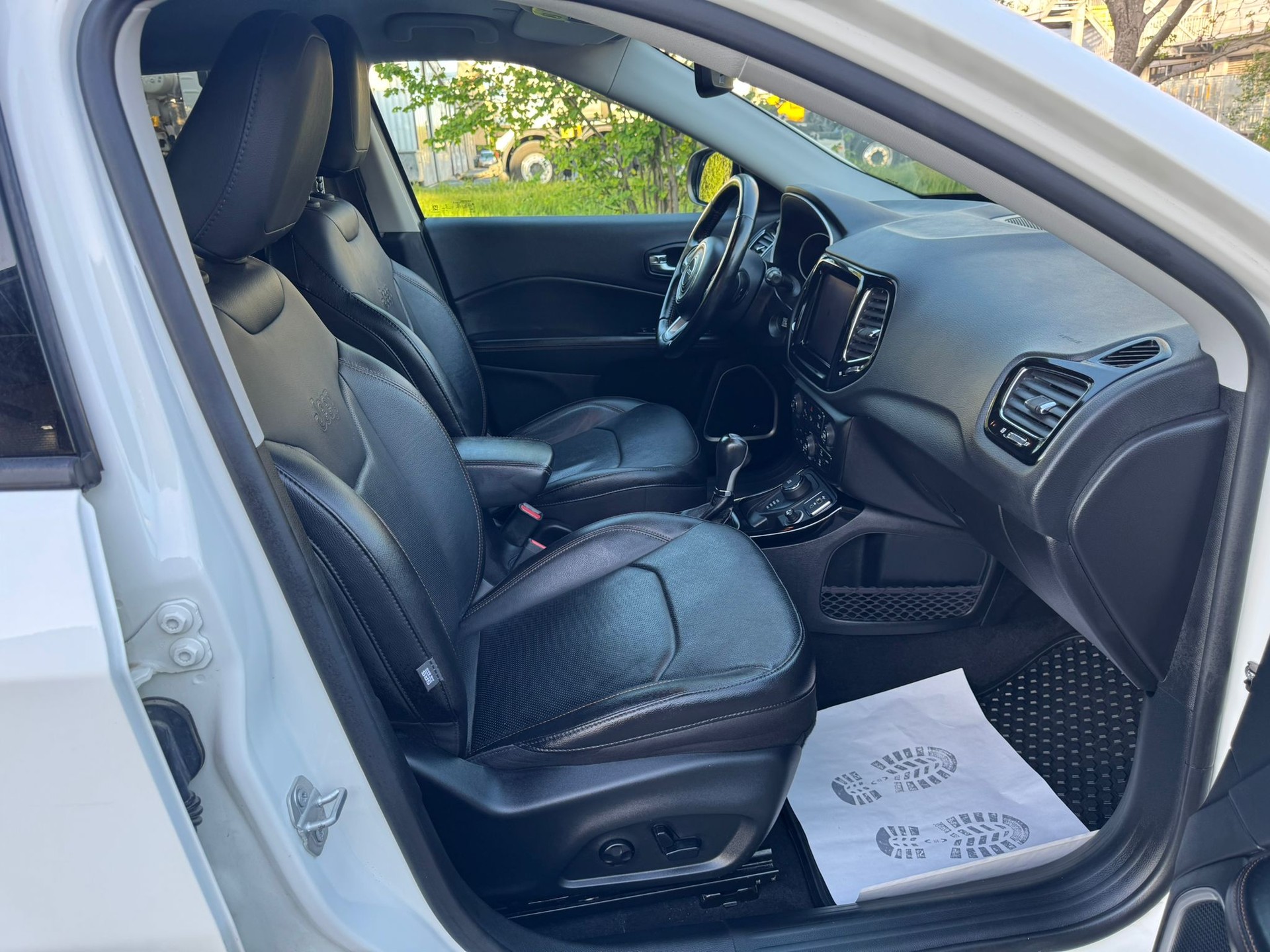 JEEP Compass 1.4 Turbo Limited AWD 9ATX-image-10