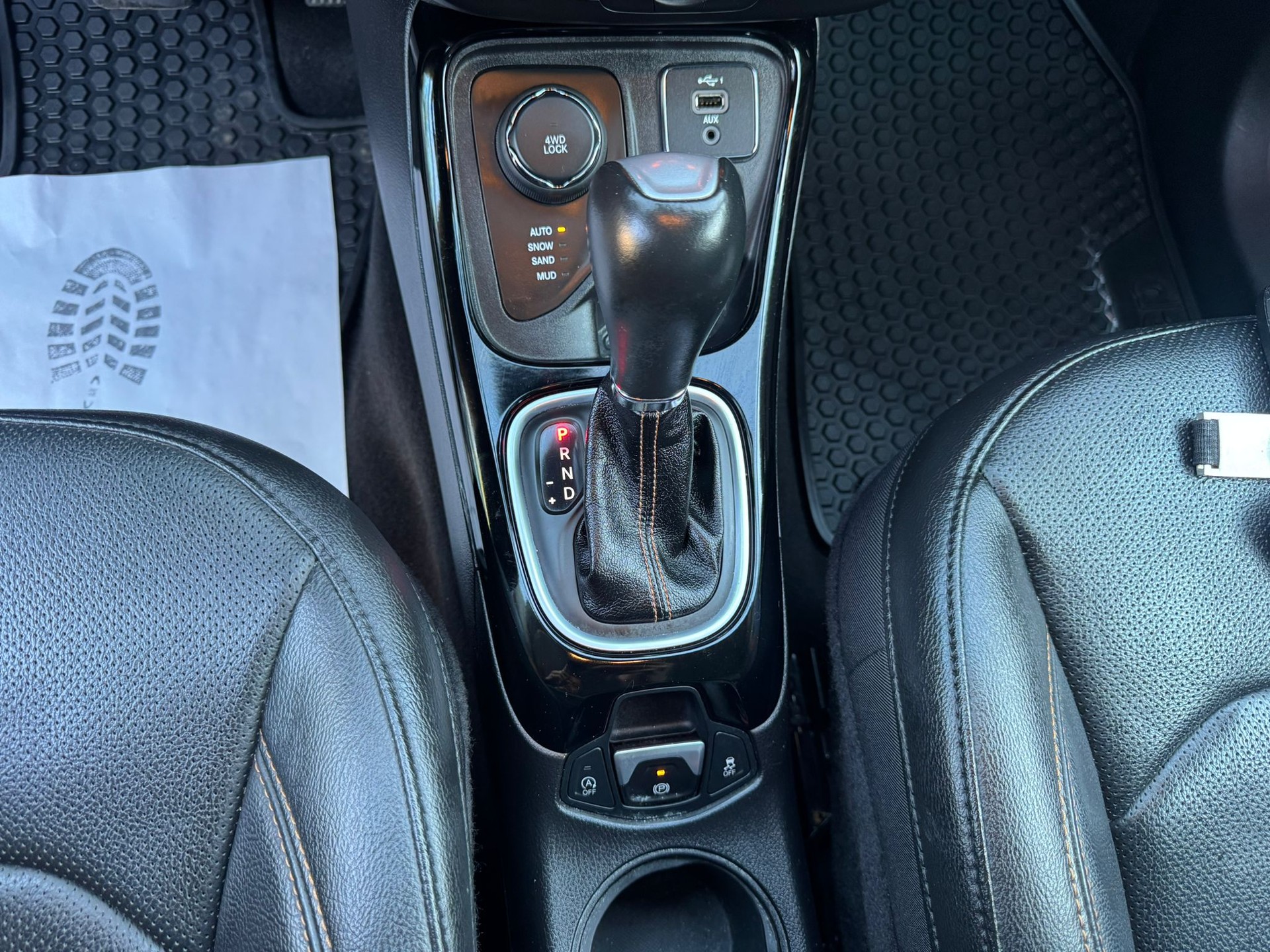 JEEP Compass 1.4 Turbo Limited AWD 9ATX-image-24