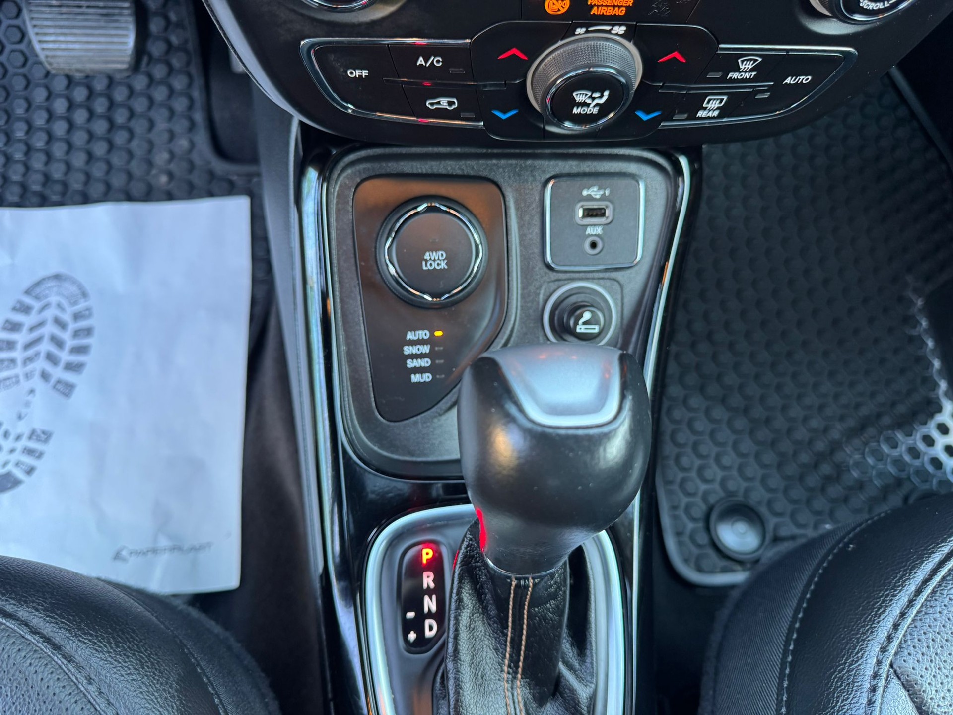 JEEP Compass 1.4 Turbo Limited AWD 9ATX-image-25
